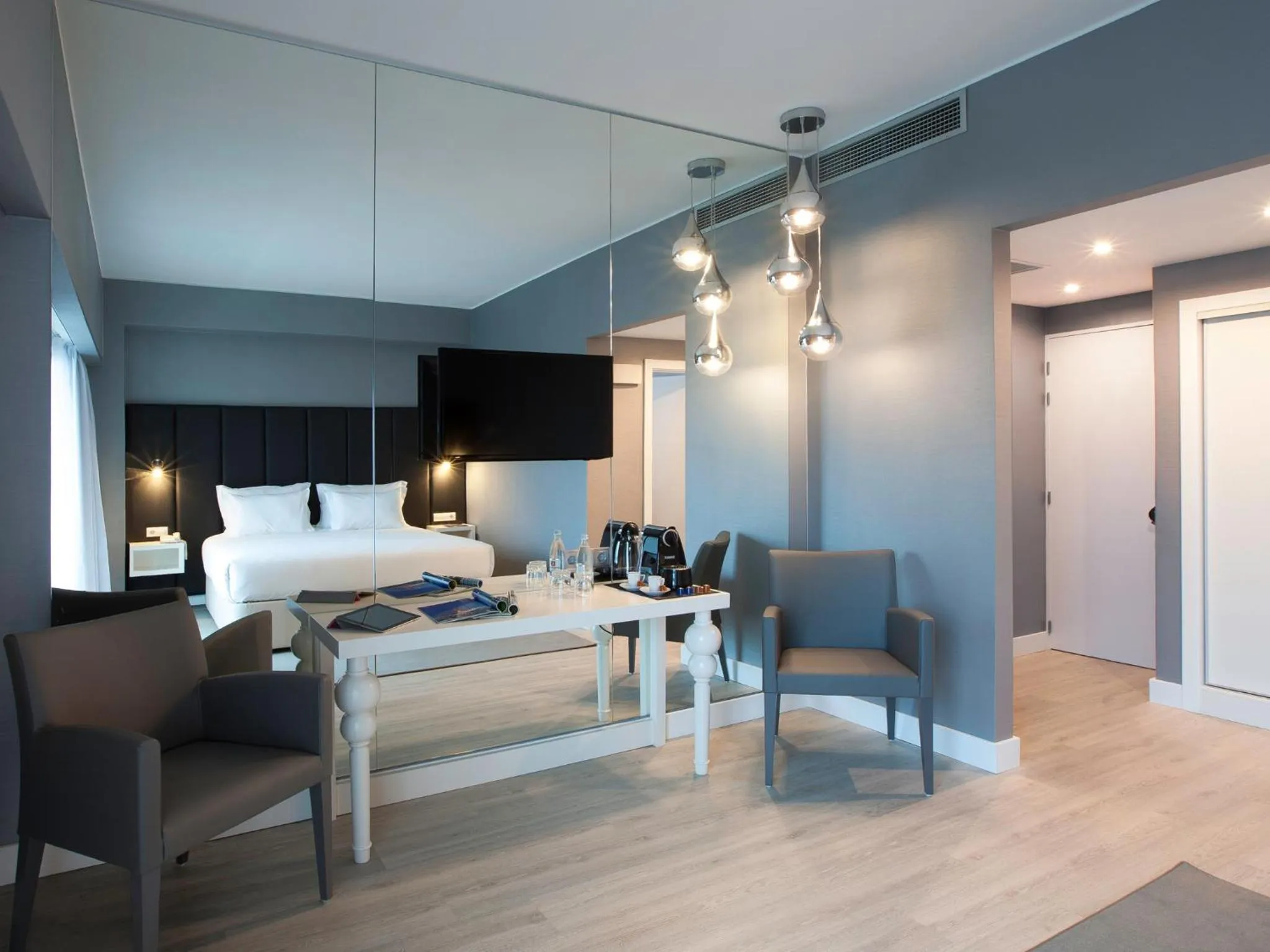 Bedroom in Lutecia Smart Design Hotel