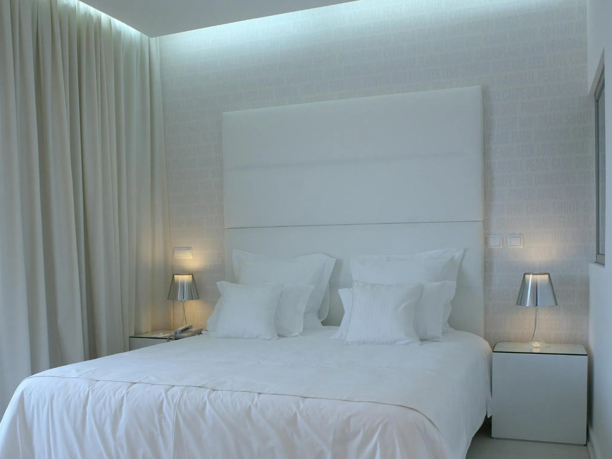 Bed in Lutecia Smart Design Hotel