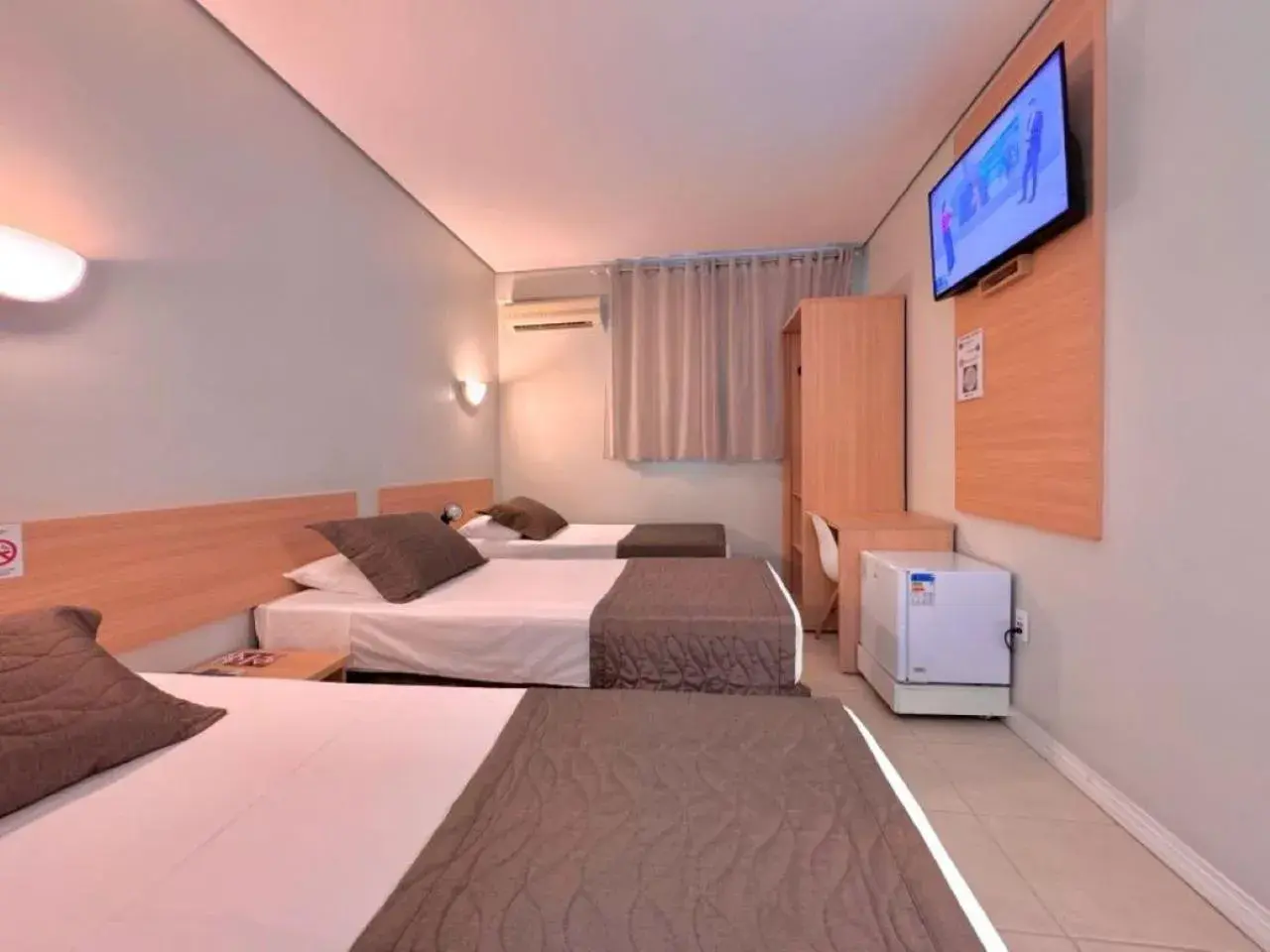 Executive Triple Room in Igaras Hotel Executive Triple Room in Igaras Hotel