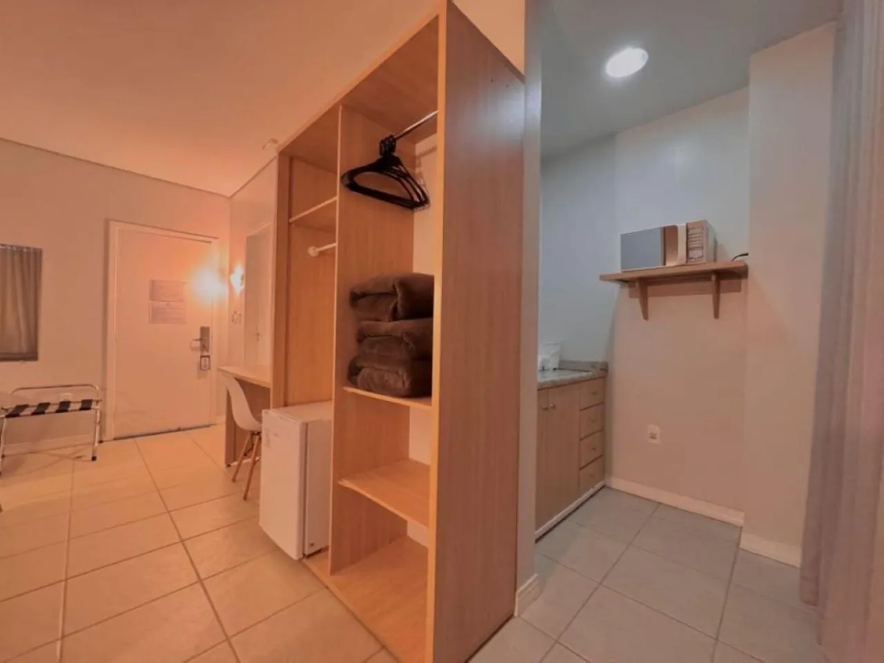 Kitchen or kitchenette in Igaras Hotel