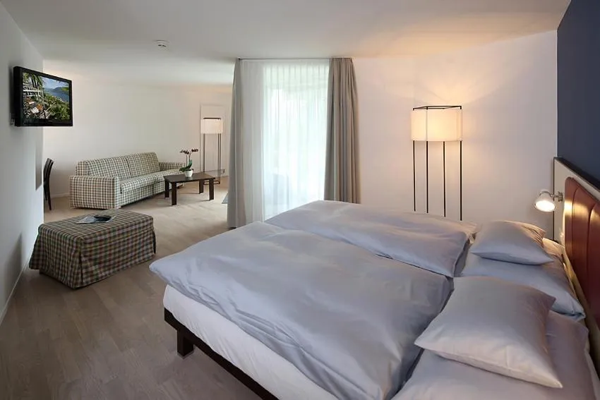 Photo of the whole room, Bed in Hotel Stella SA