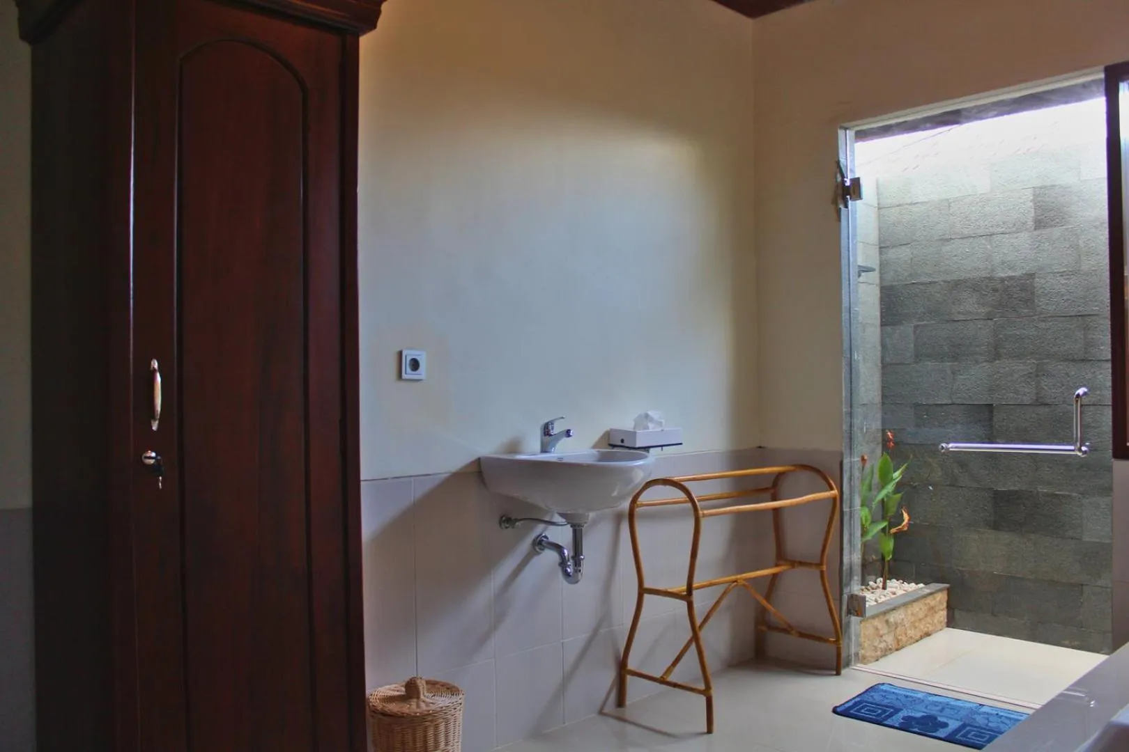 Bathroom in Sea Terras Suite and Luxury