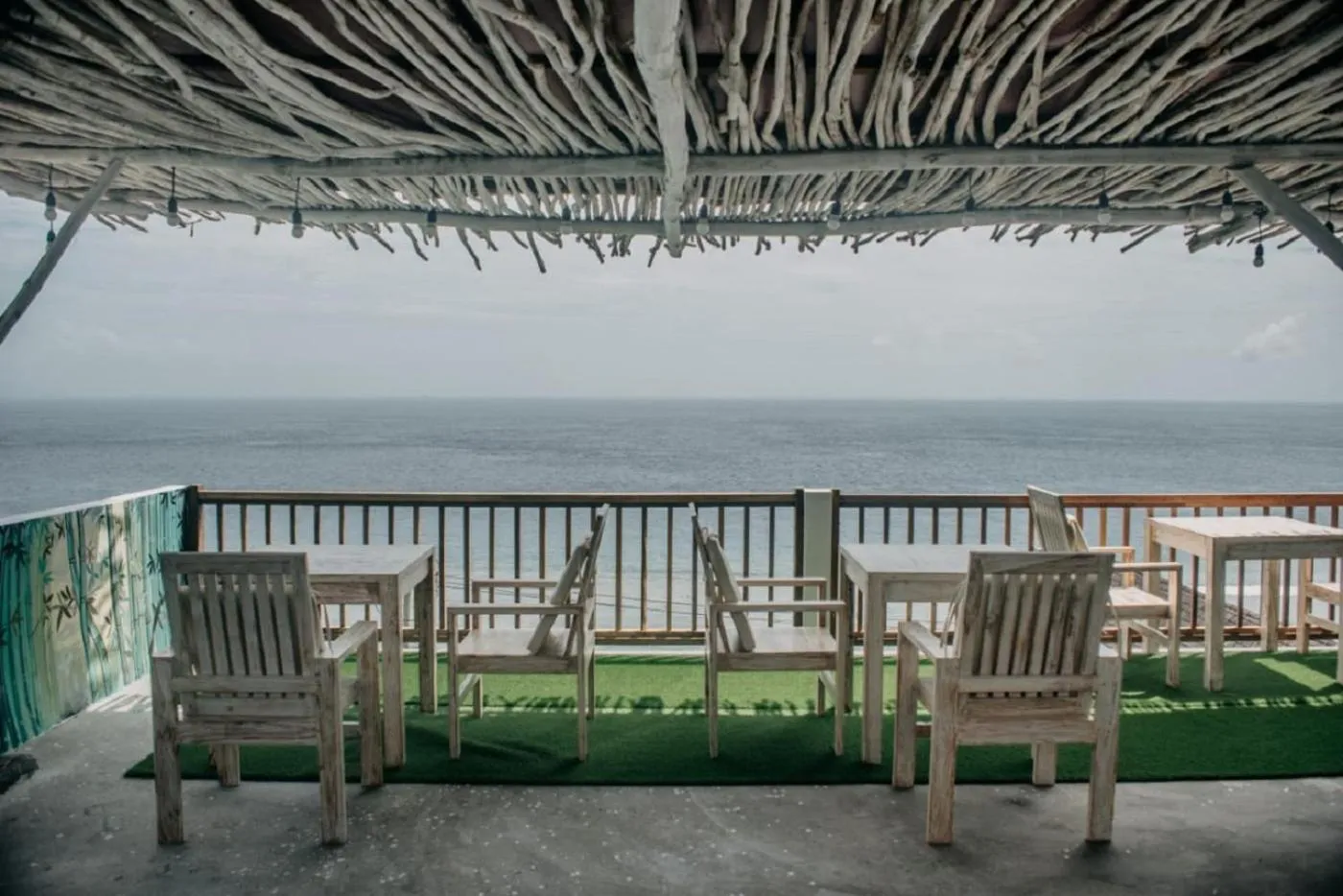 Seating area in Sea Terras Suite and Luxury