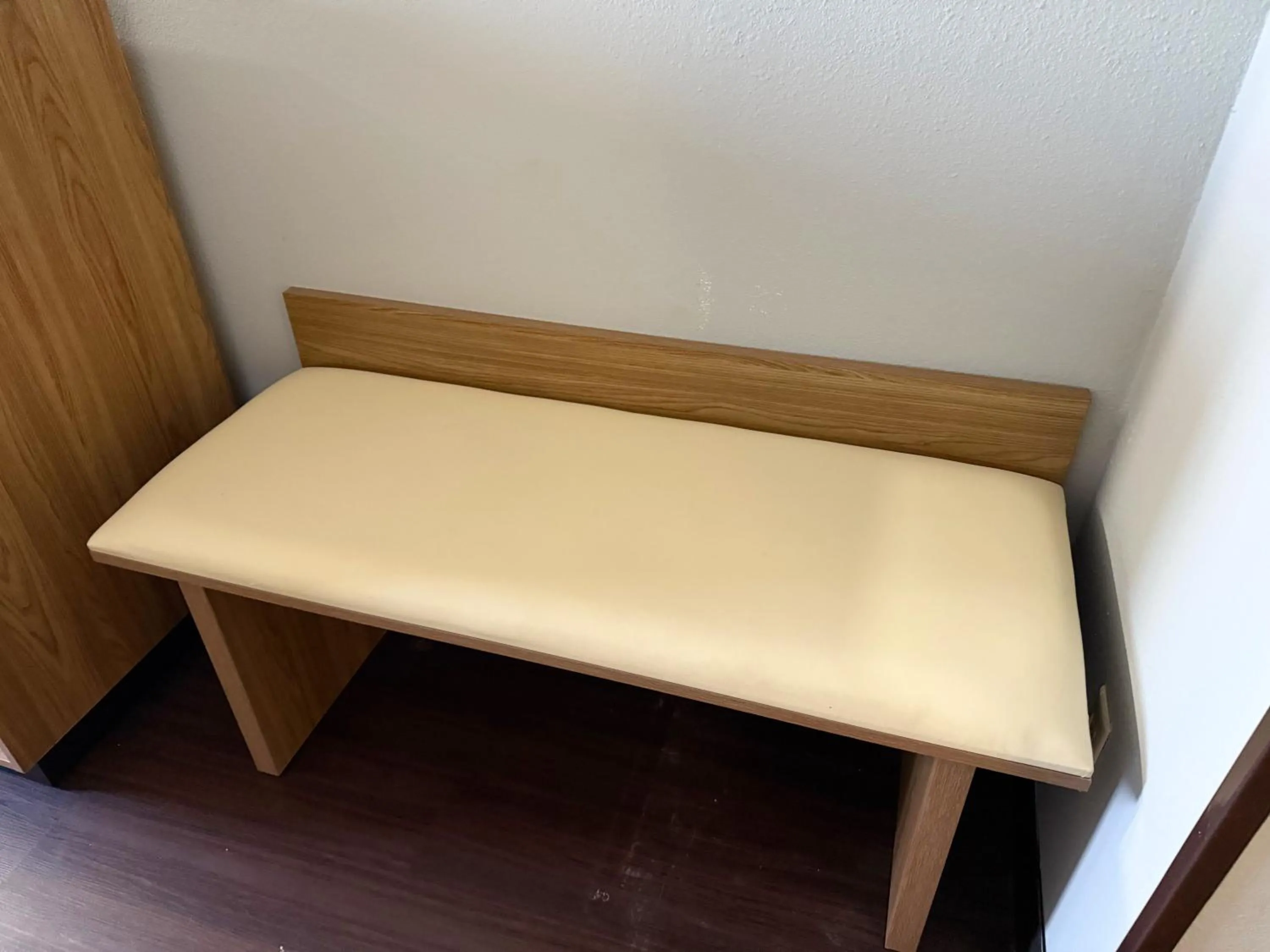 Super 8 by Wyndham Baker City