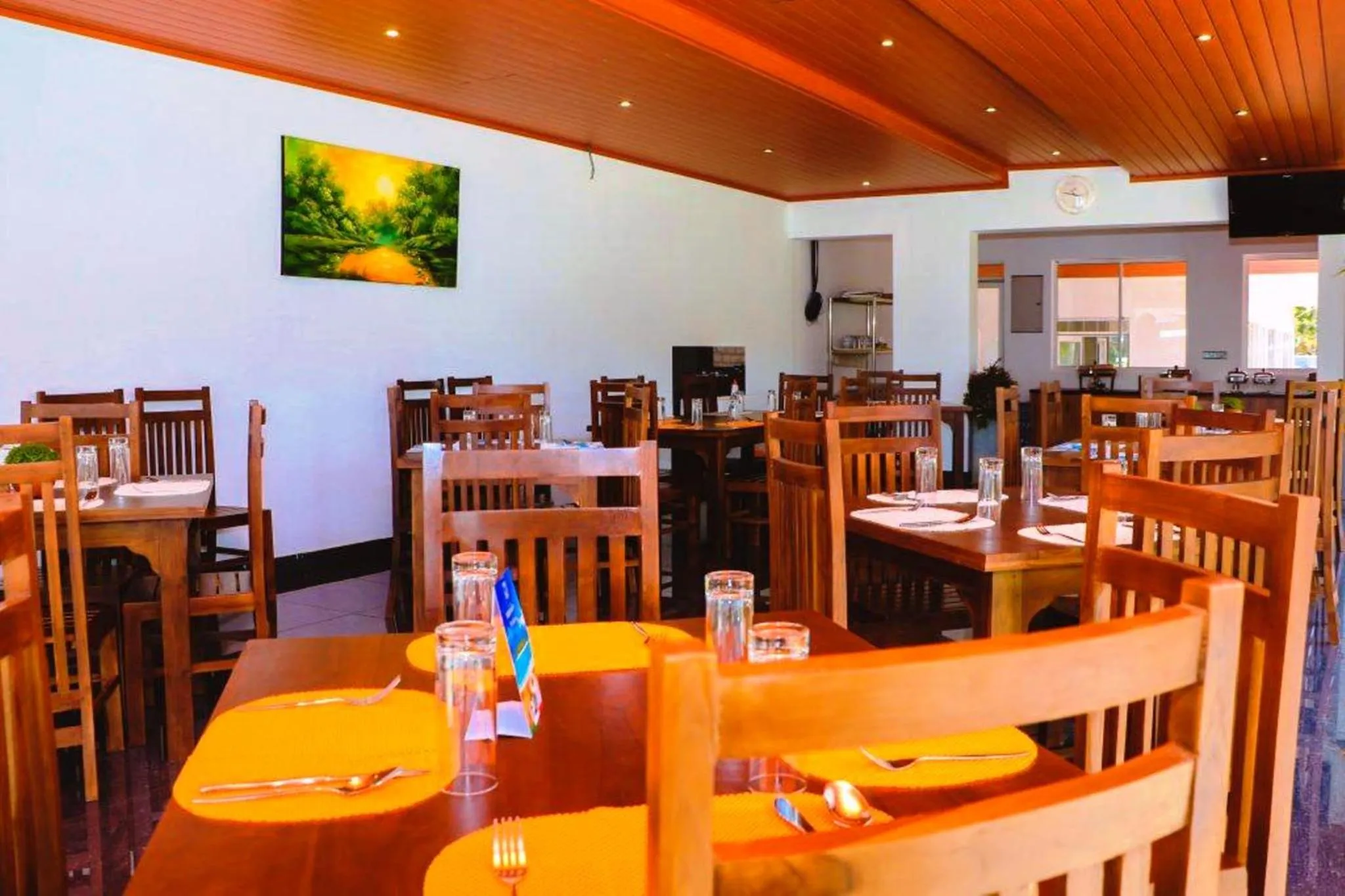 Restaurant/places to eat in Athkandura Hotel