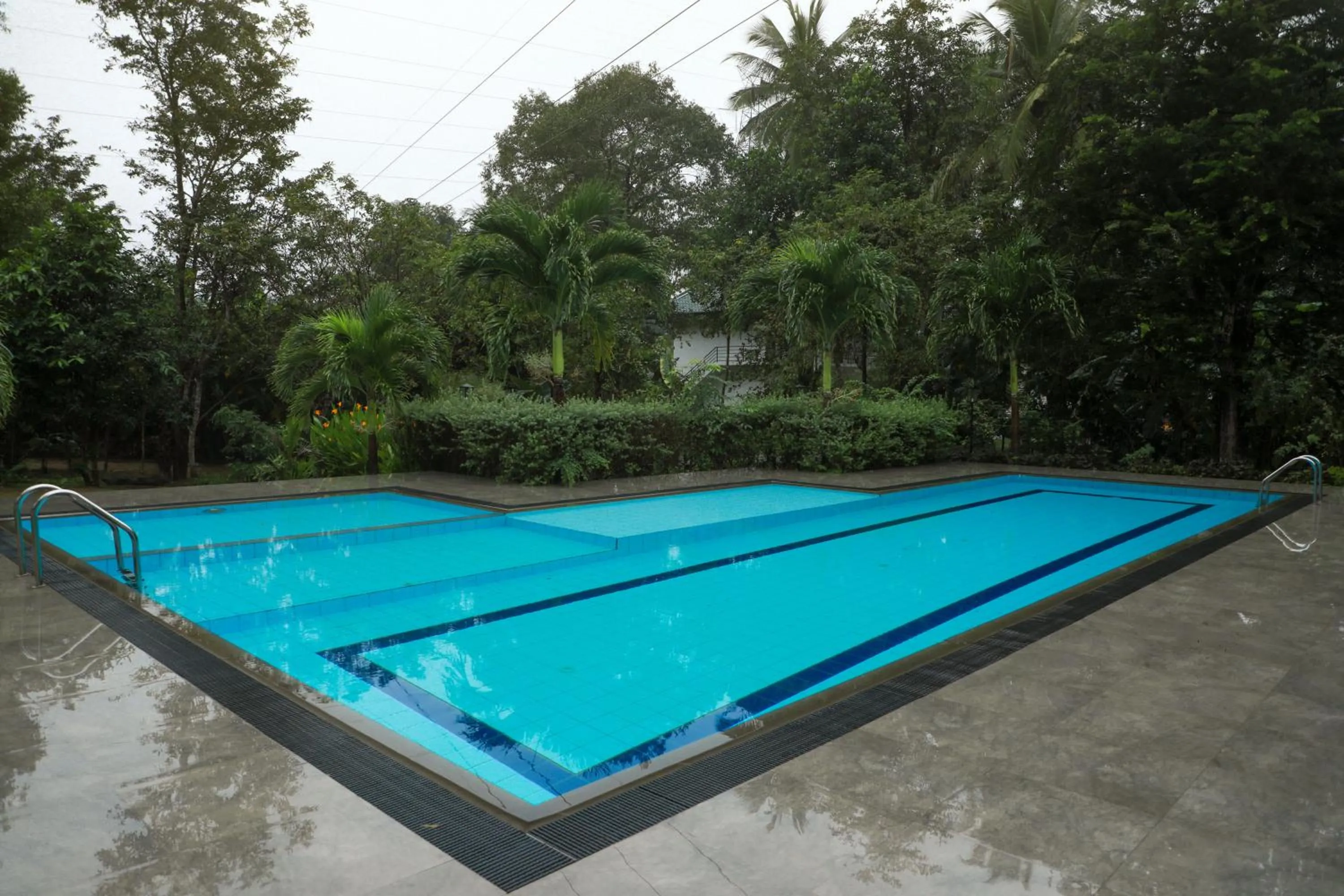 Garden in Athkandura Hotel