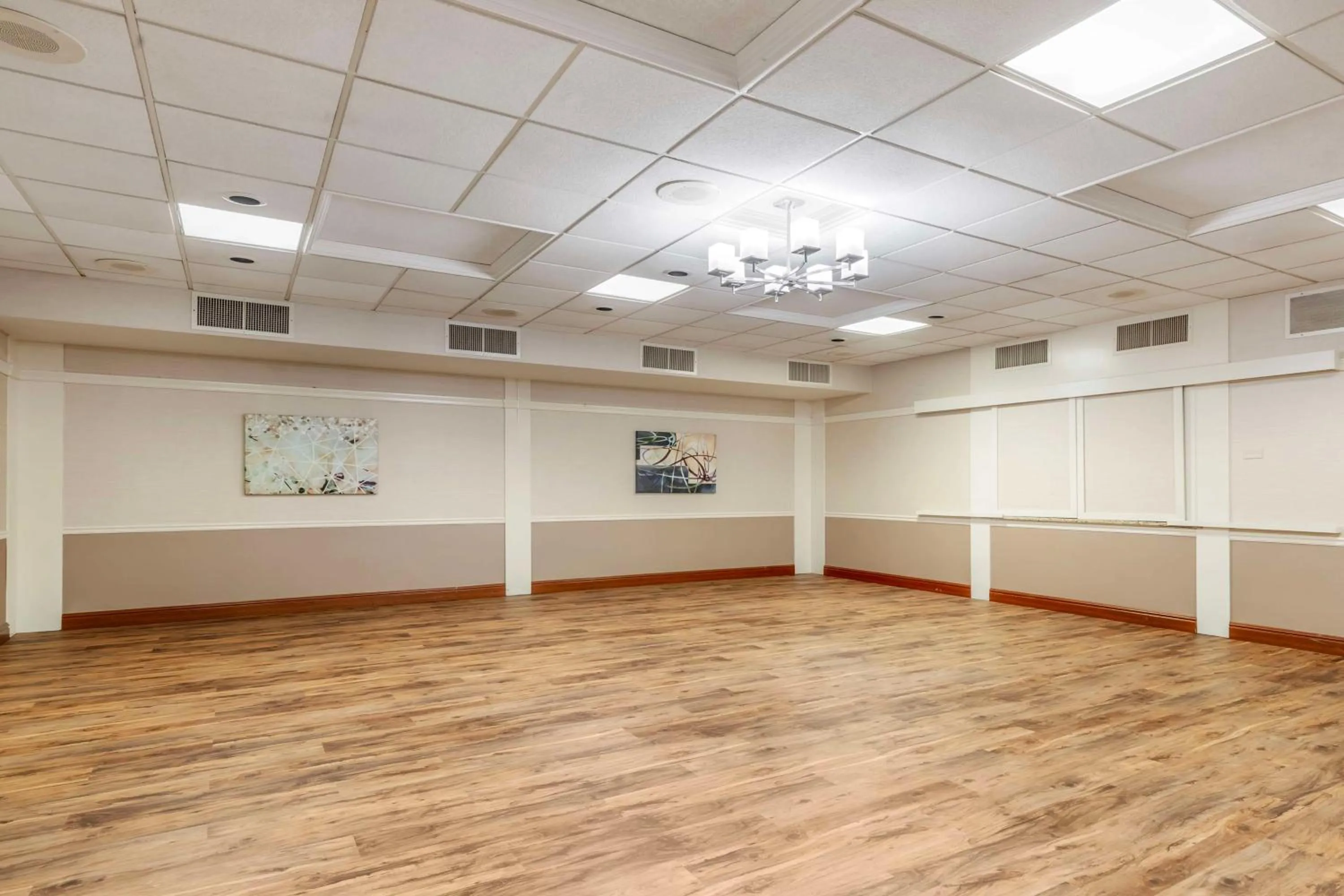 wedding in Best Western Plus Steeplegate Inn