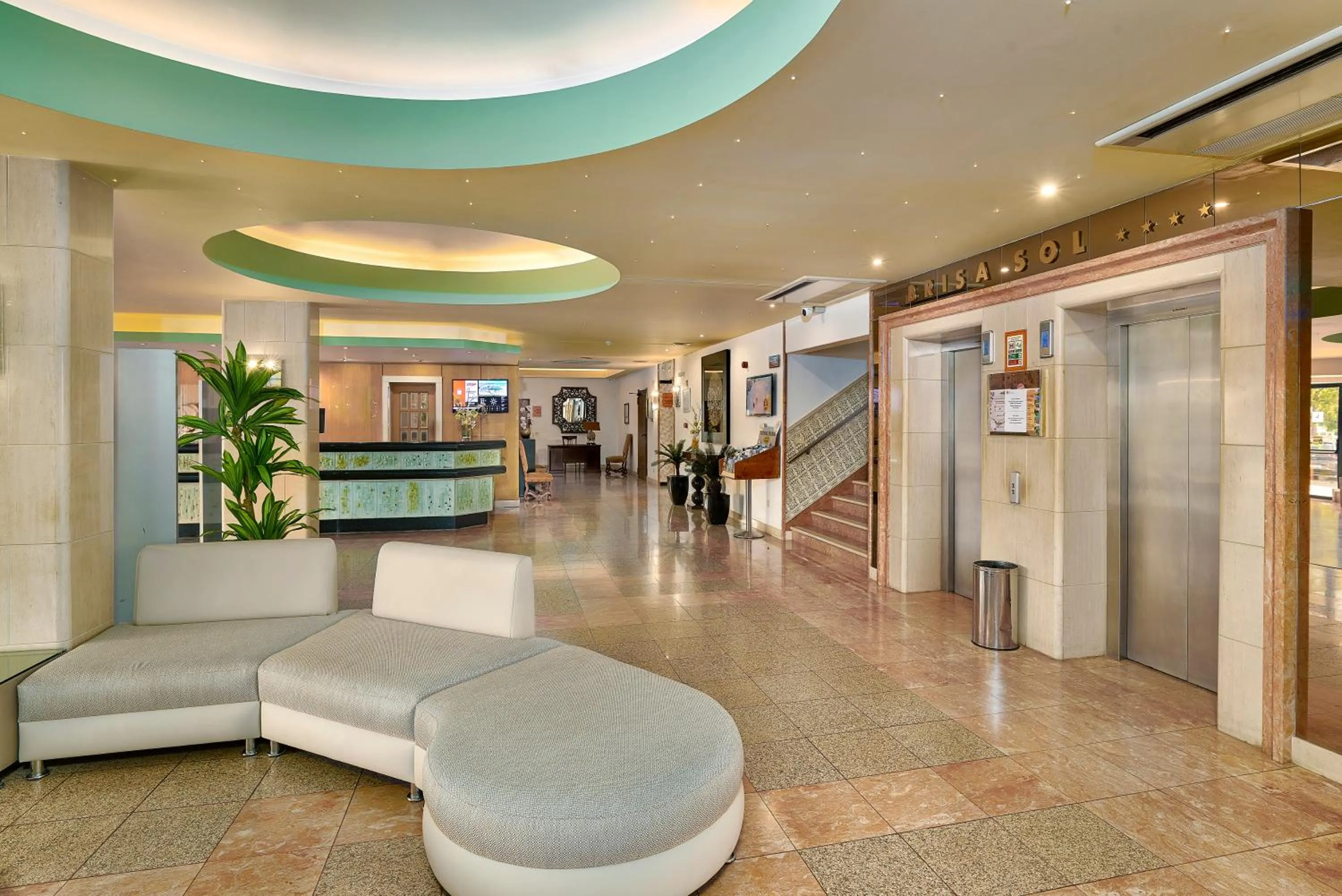 Property building in Hotel Apartamento Brisa Sol