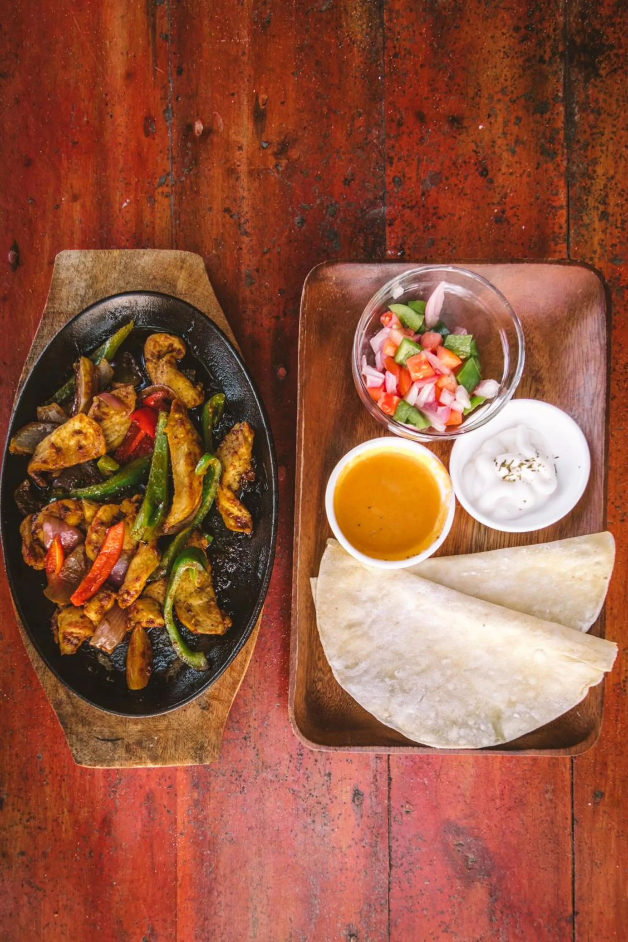 Restaurant/places to eat in Mad Monkey Hostel Nacpan Beach