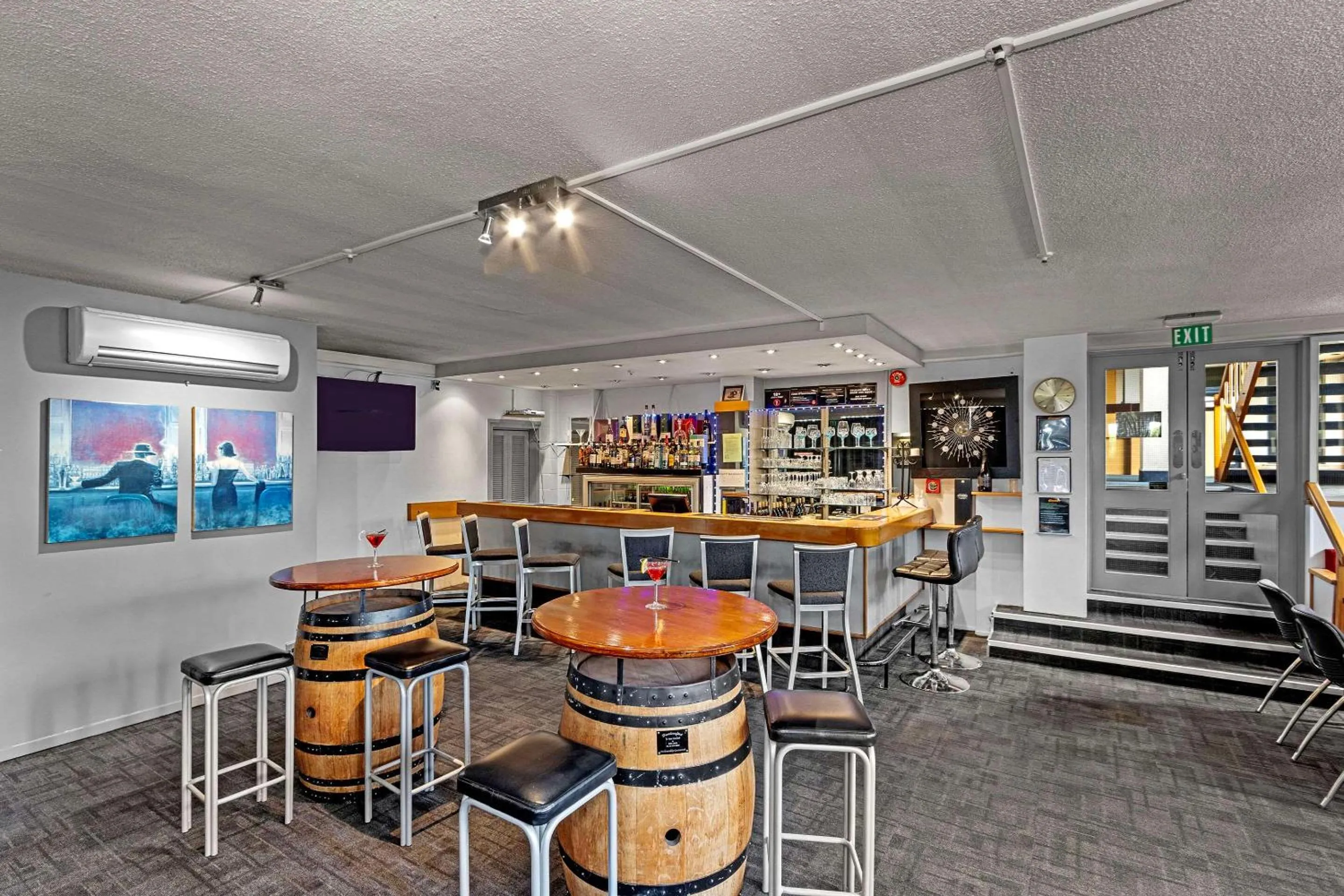 Restaurant/places to eat in Comfort Hotel Benvenue