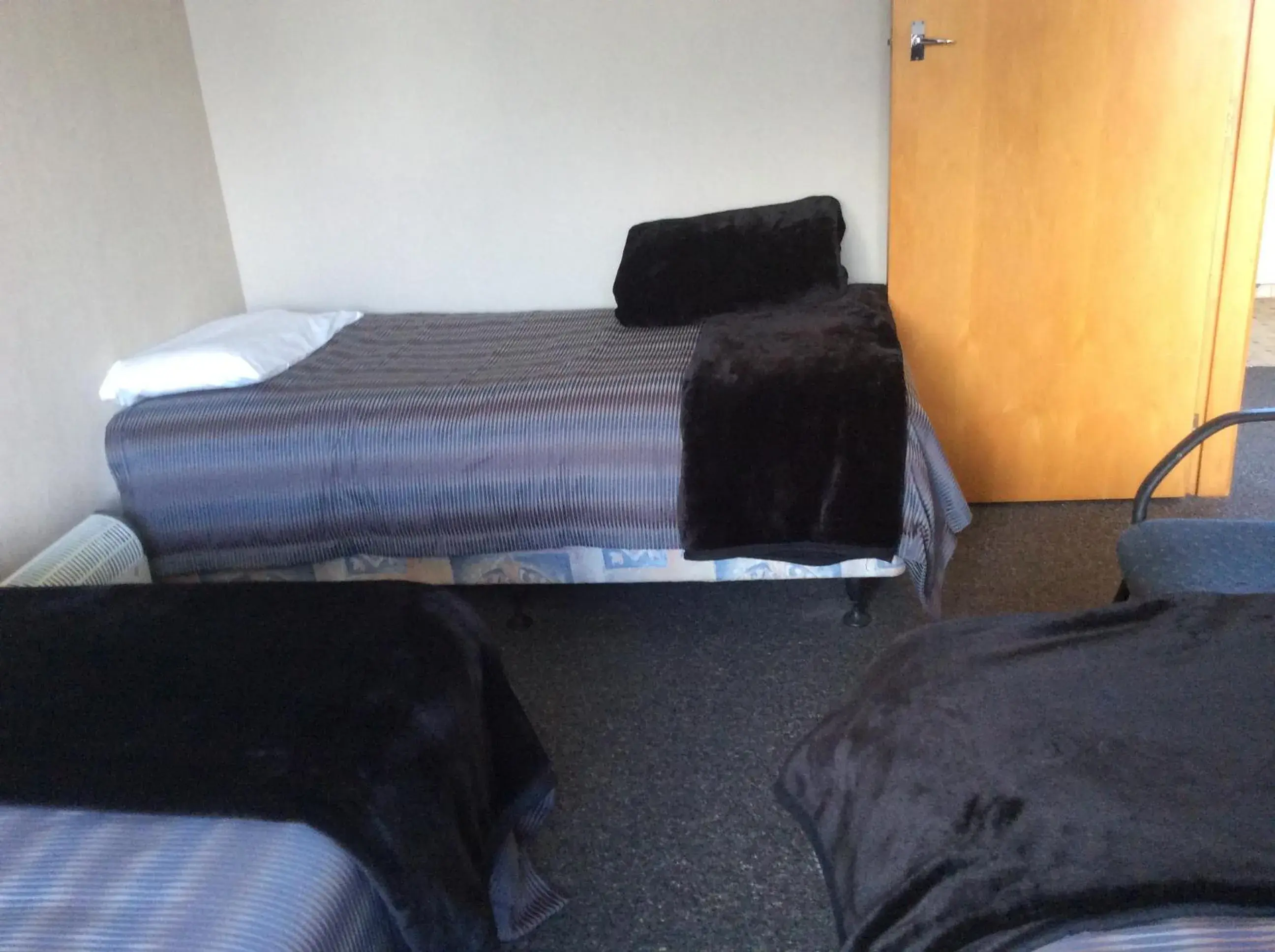 One-Bedroom Apartment in Charlton Motel One-Bedroom Apartment in Charlton Motel