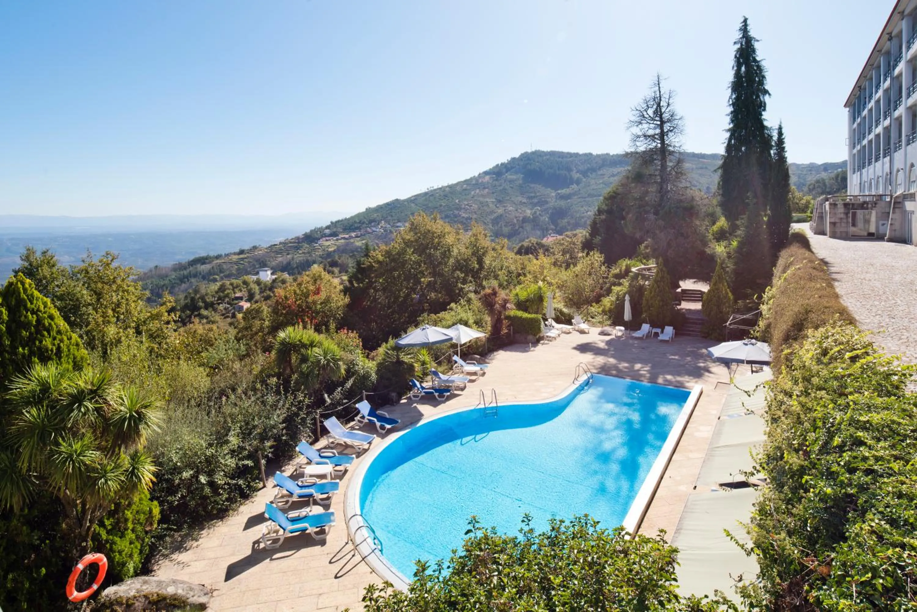 Balcony/Terrace in Golden Tulip Caramulo