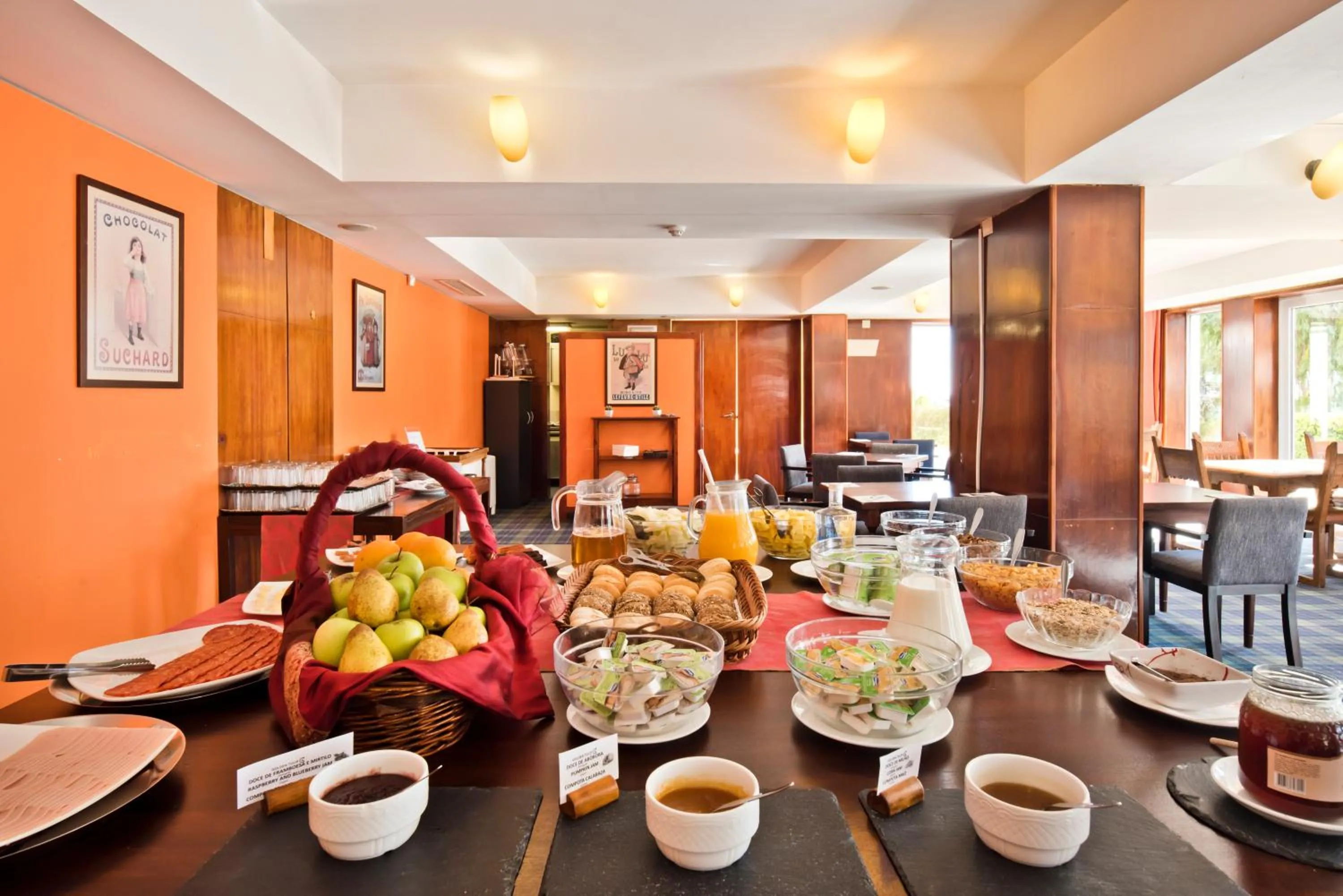 Breakfast in Golden Tulip Caramulo