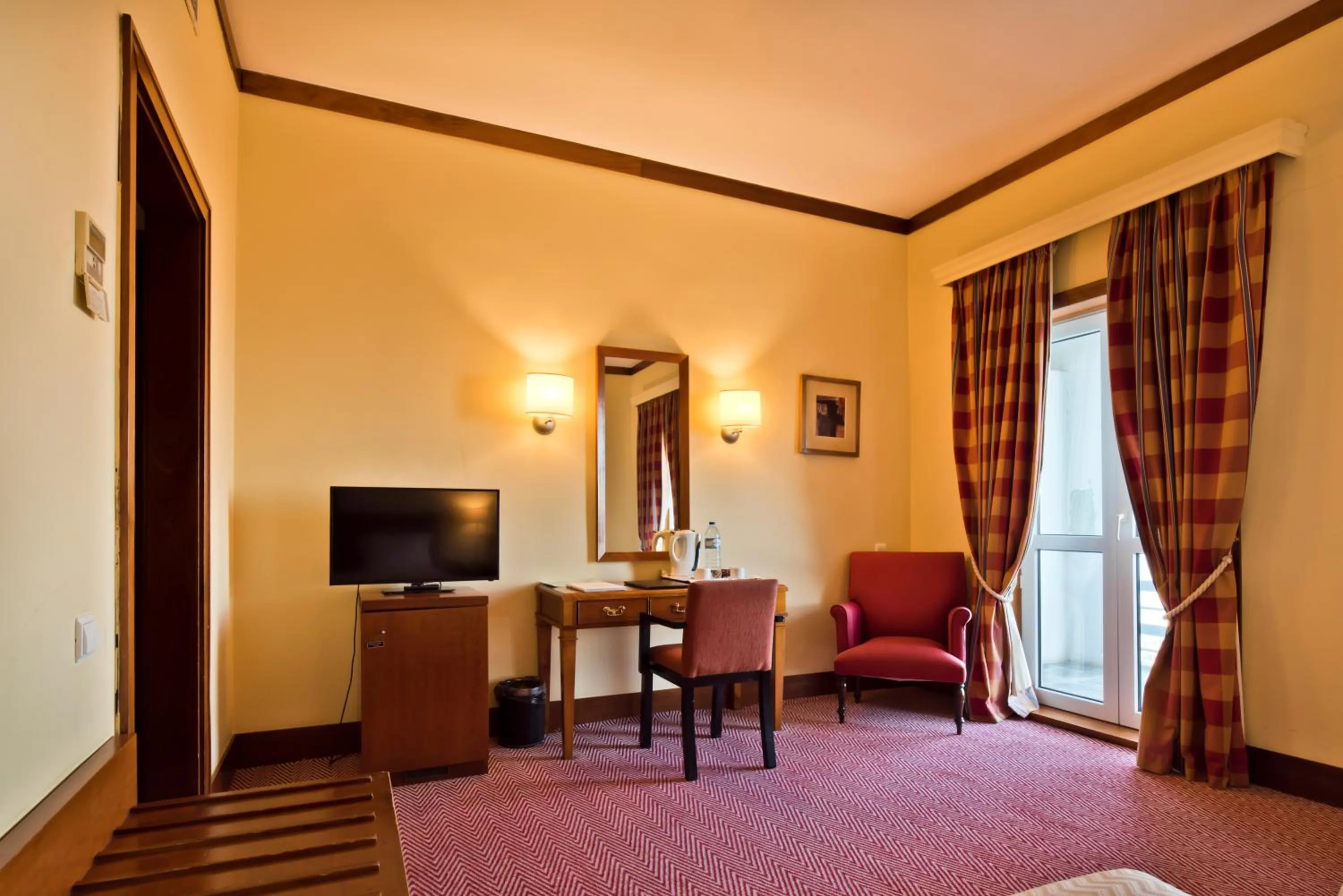 TV and multimedia, Bed in Golden Tulip Caramulo