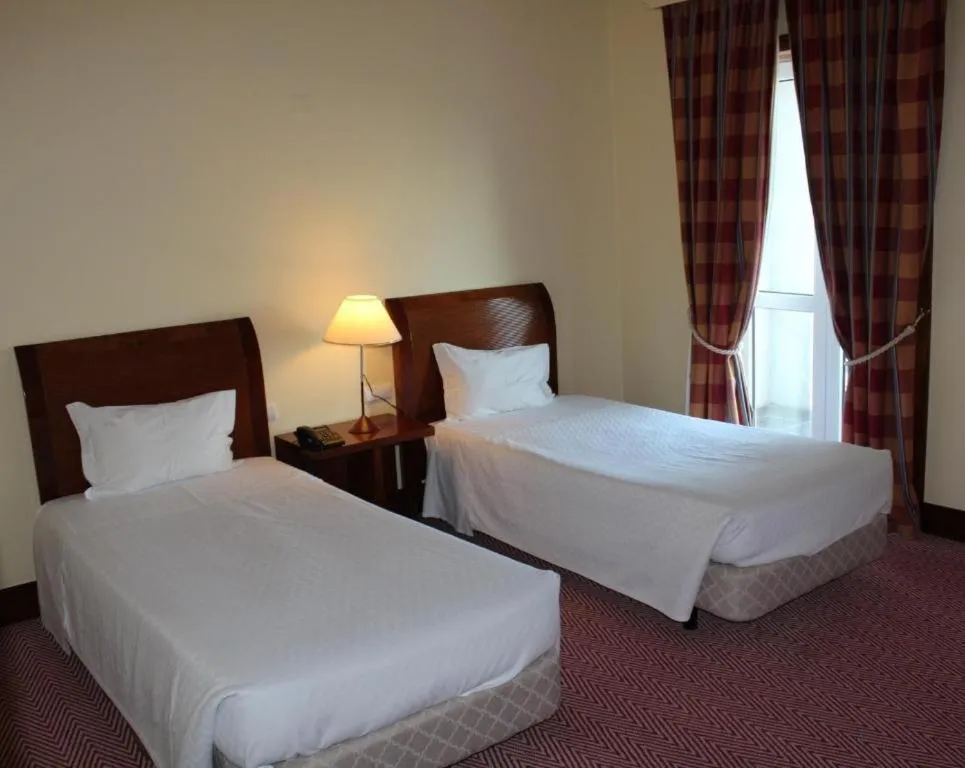 Bed in Golden Tulip Caramulo