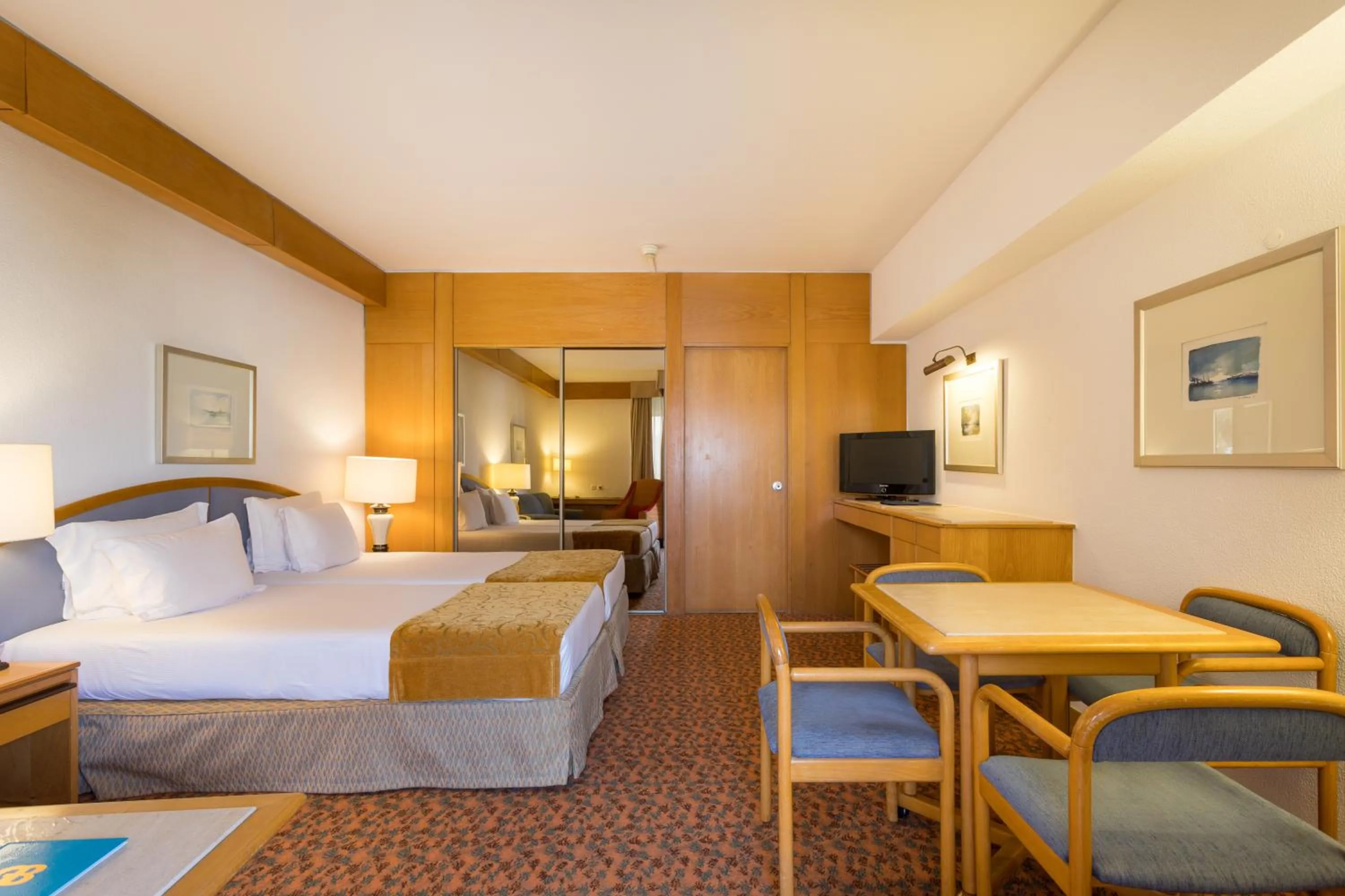 Bedroom in Hotel Estoril Eden