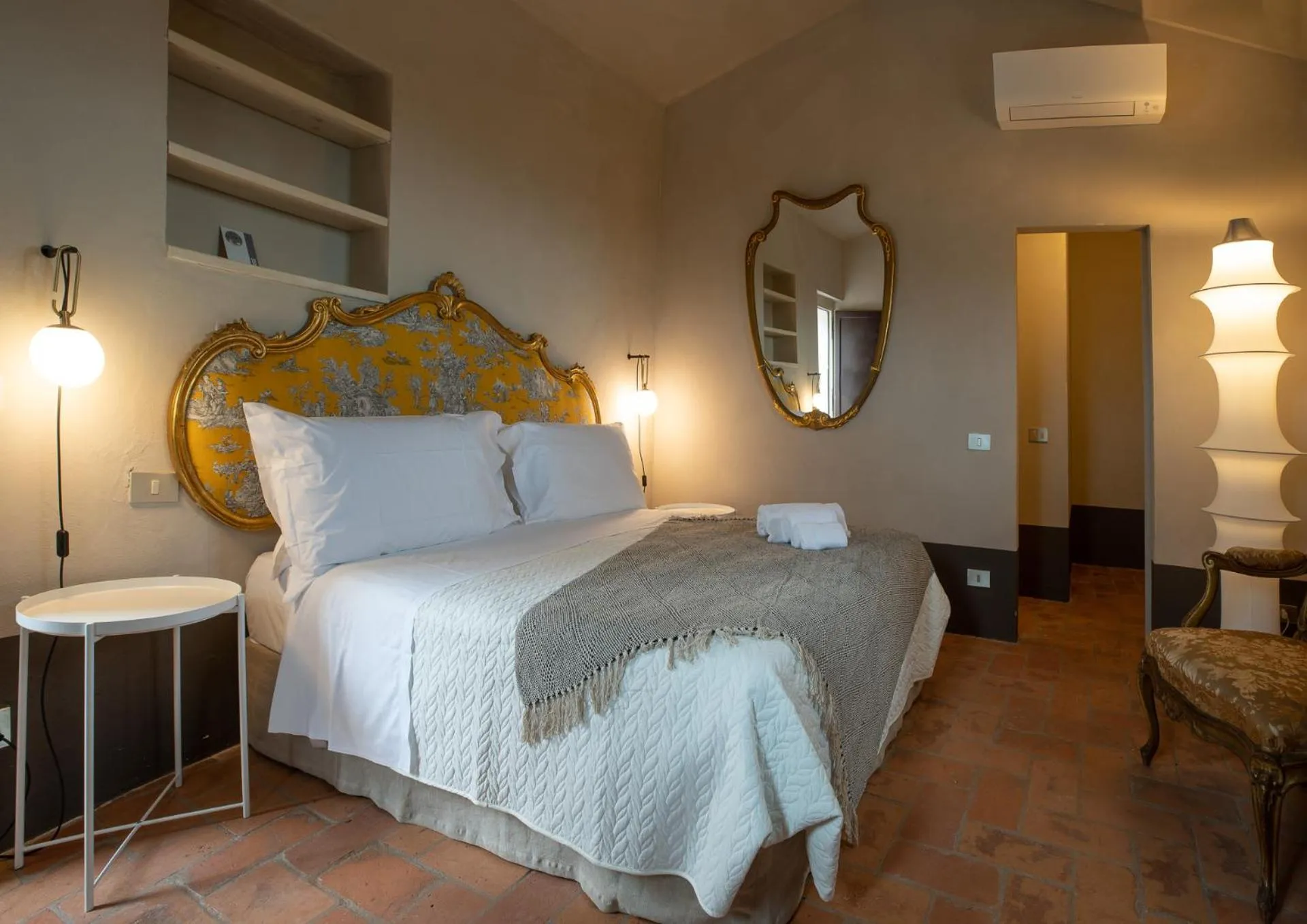 Bedroom, Bed in Ca' Bianca Tuscany Relais