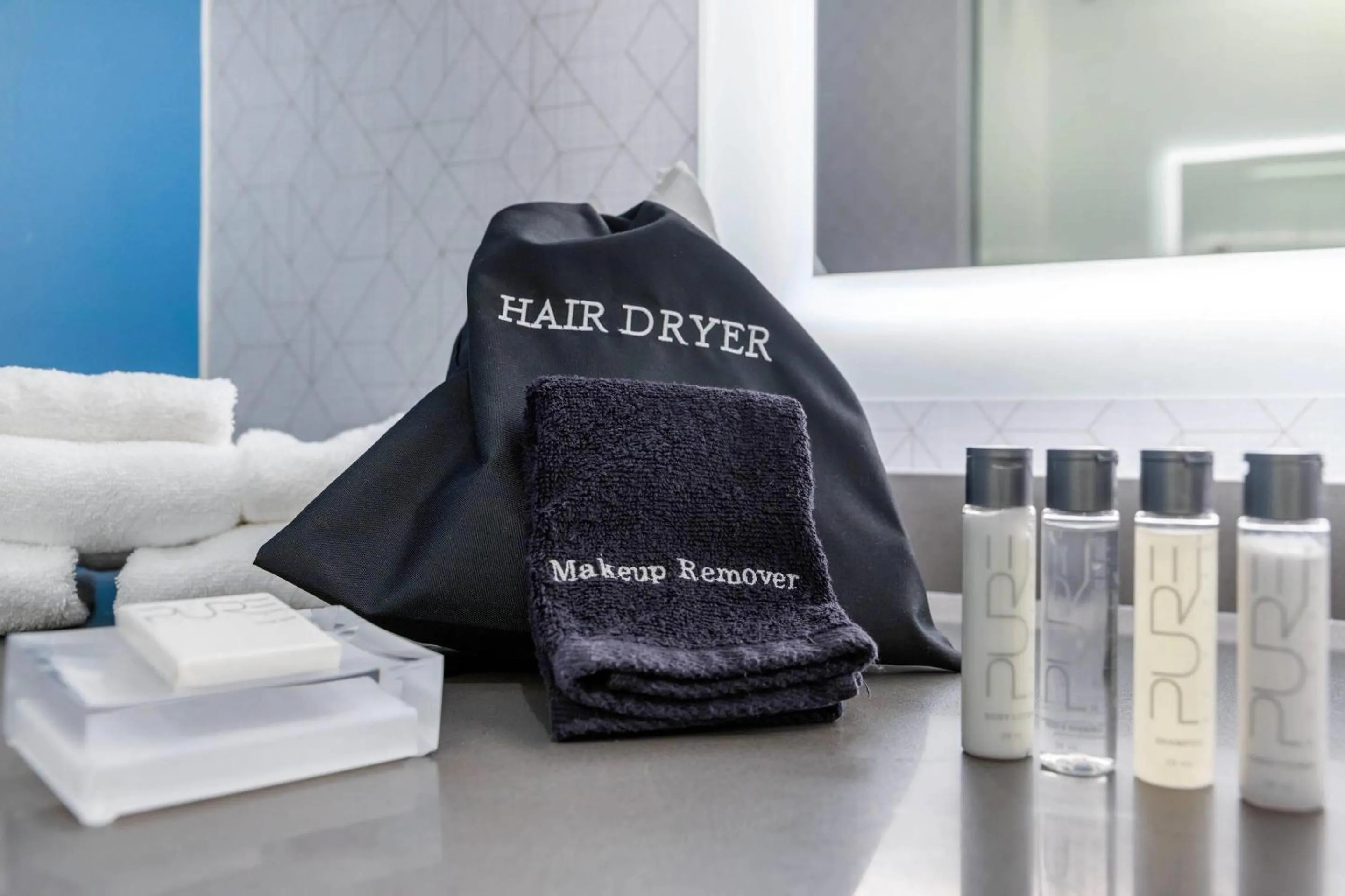 Bedroom in Cambria Hotel Charleston Riverview