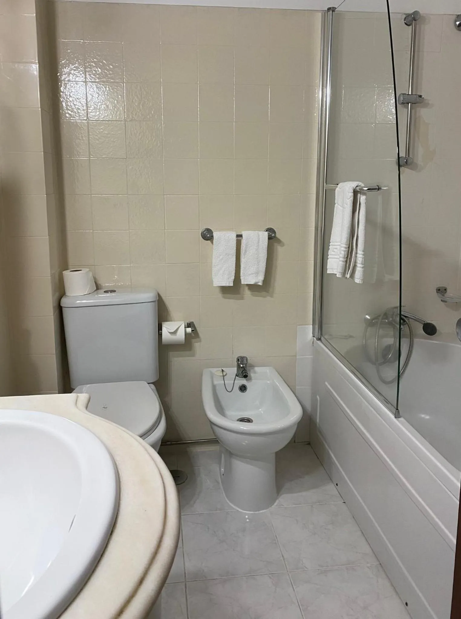 Bathroom in Hotel Onix