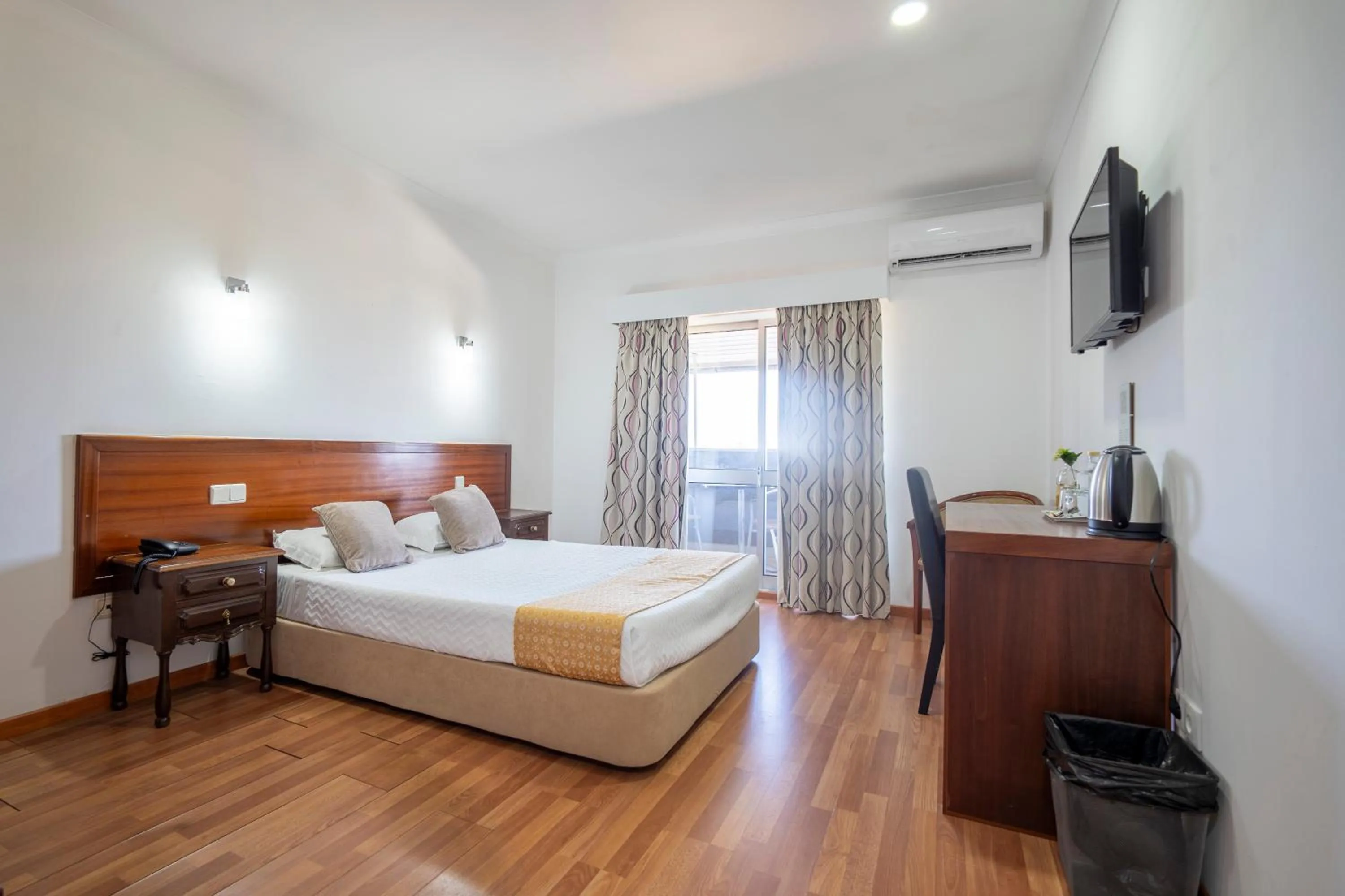 Bedroom, Bed in Hotel Onix