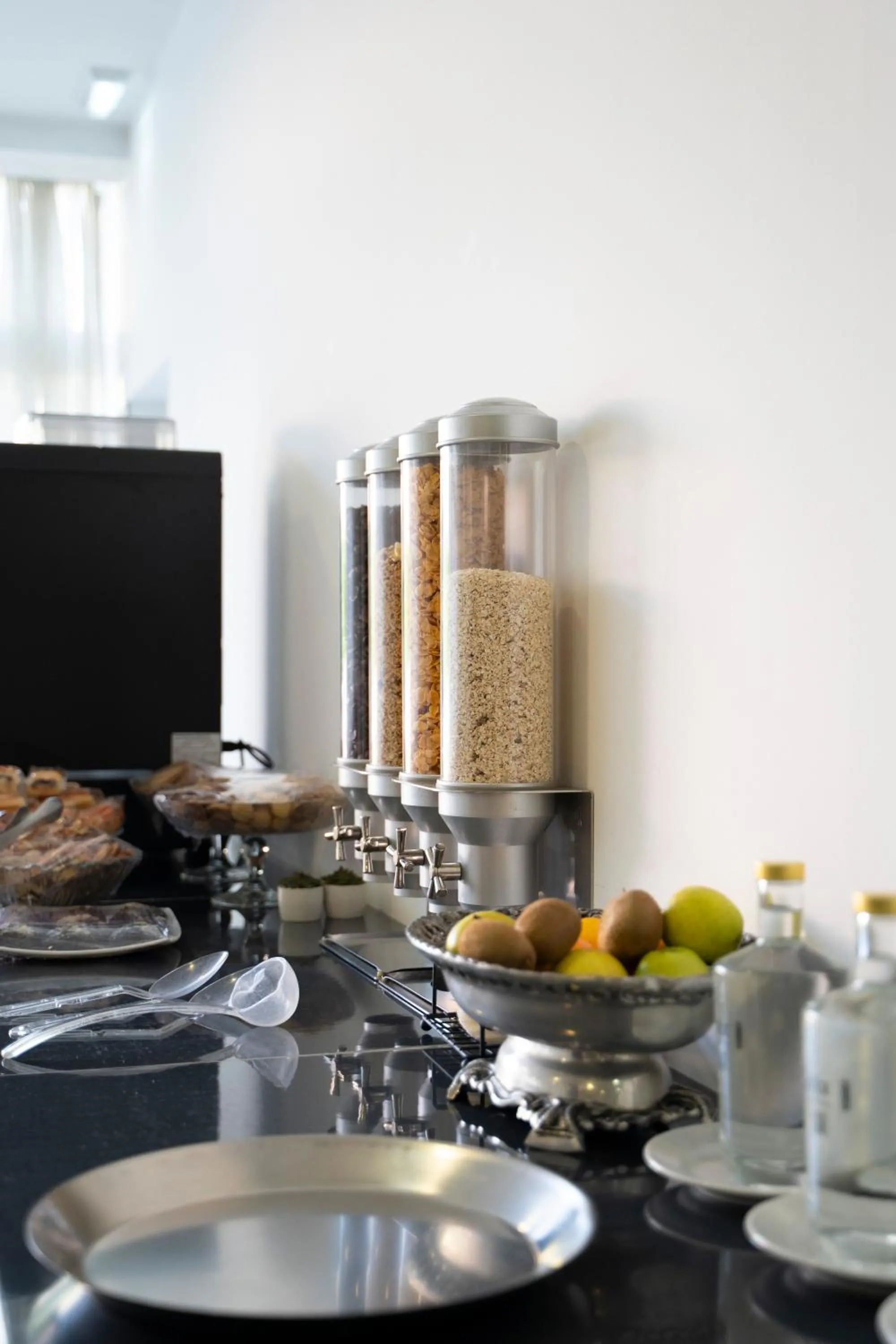 Buffet breakfast in Hotel Onix