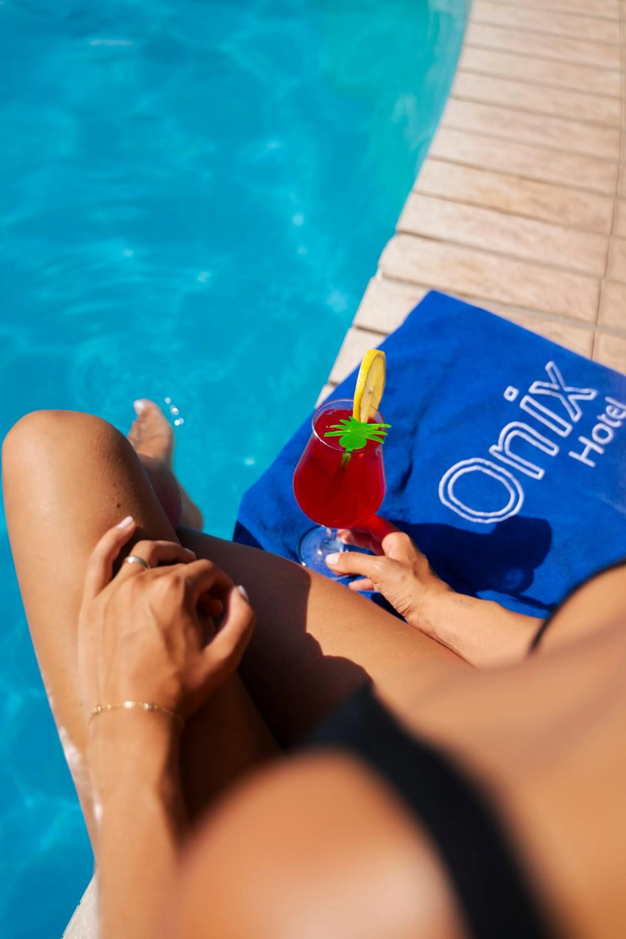 Swimming pool in Hotel Onix