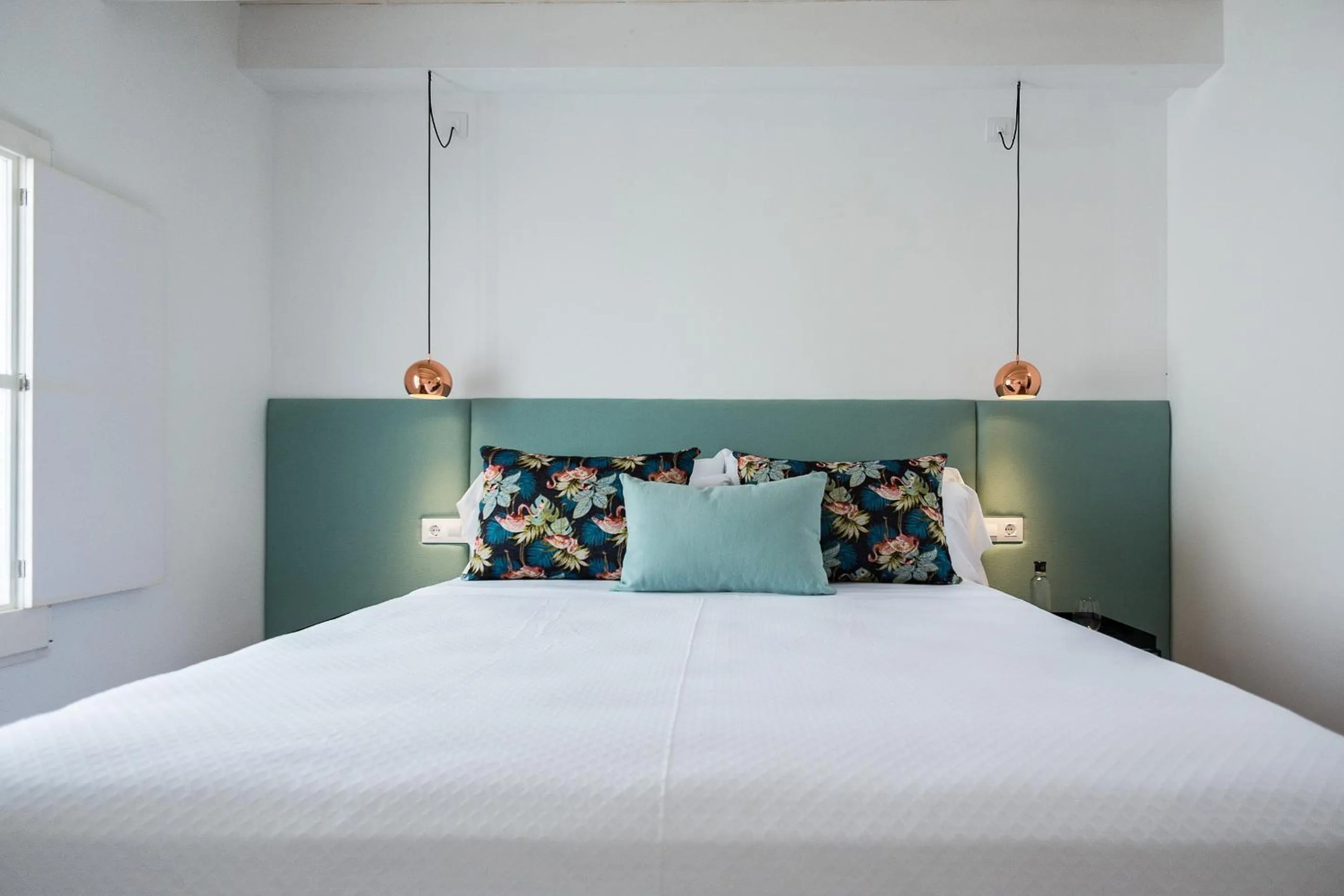 Bedroom, Bed in Divina Suites Hotel Boutique - Adults only