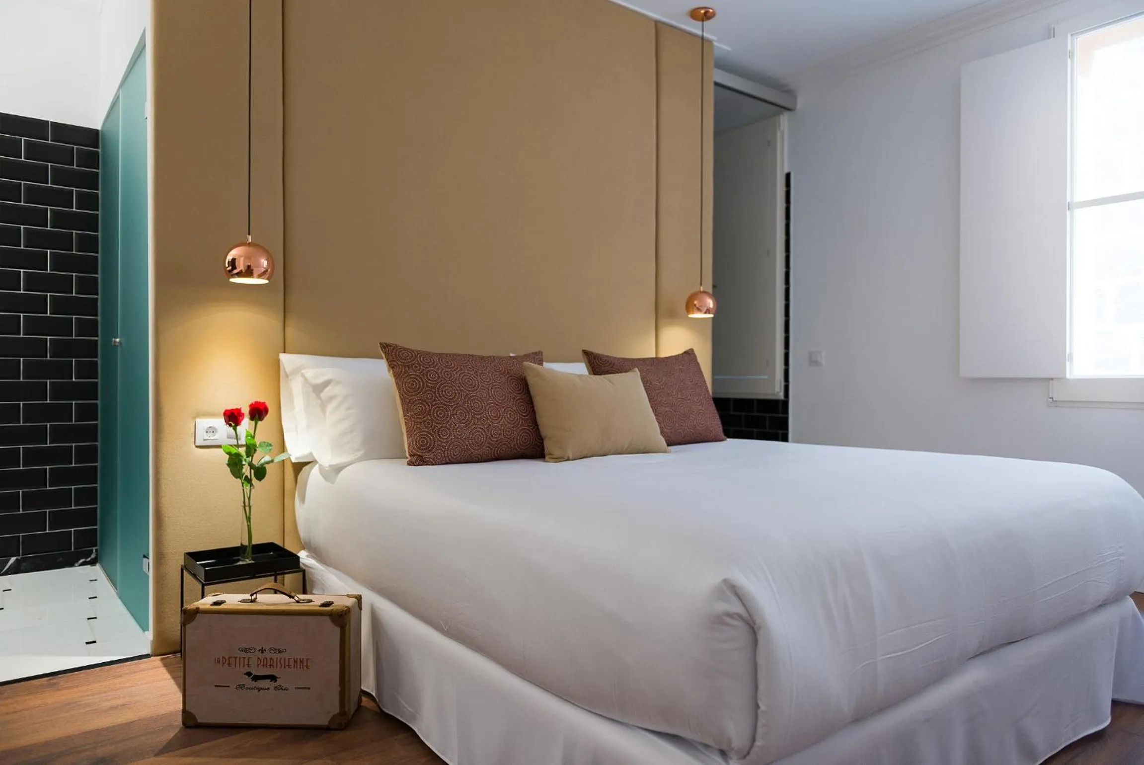 Bedroom, Bed in Divina Suites Hotel Boutique - Adults only