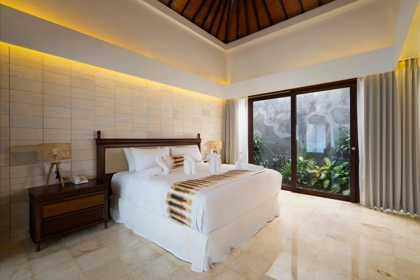 Bedroom, Bed in The Kemilau Hotel & Villa Canggu Bali