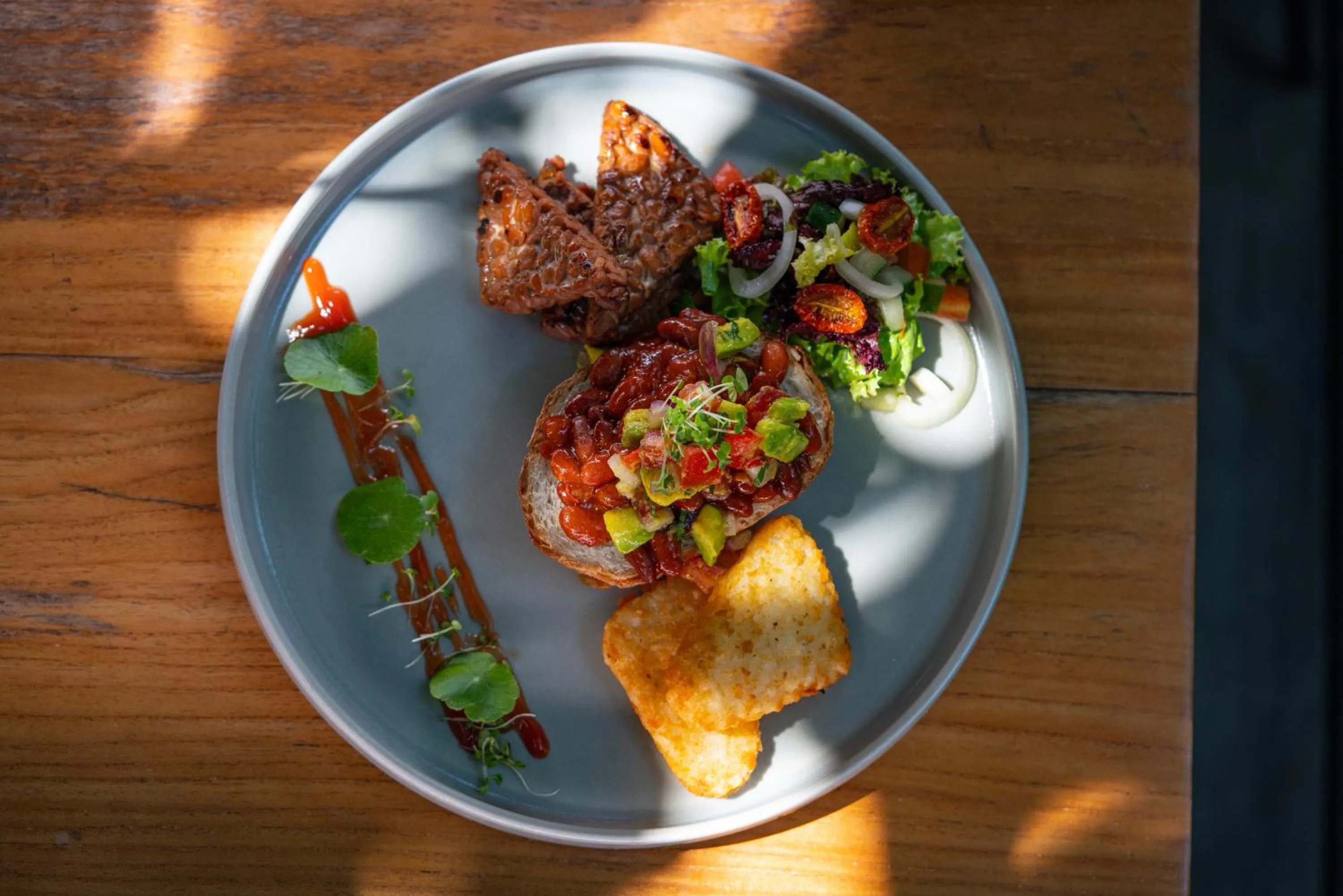 Food and drinks in The Kemilau Hotel & Villa Canggu Bali