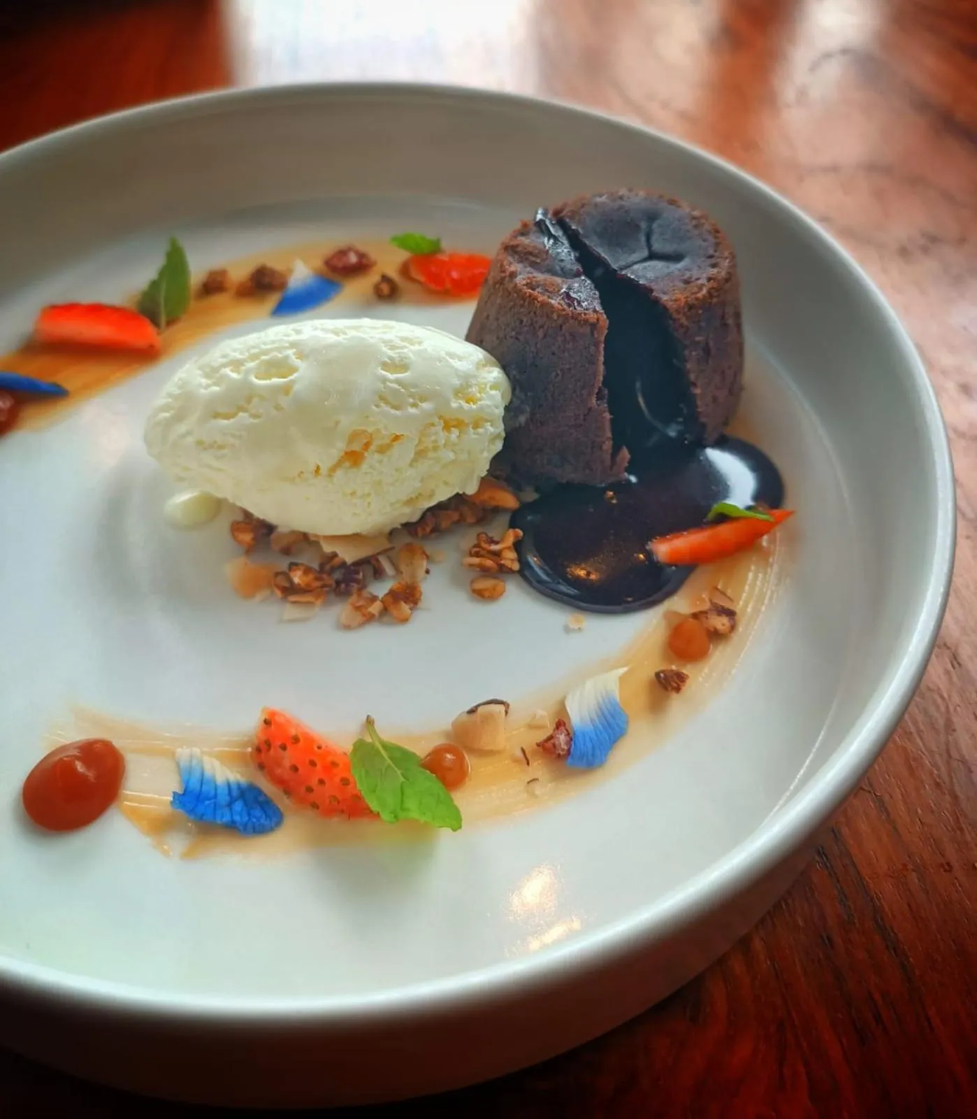 Food and drinks in The Kemilau Hotel & Villa Canggu Bali