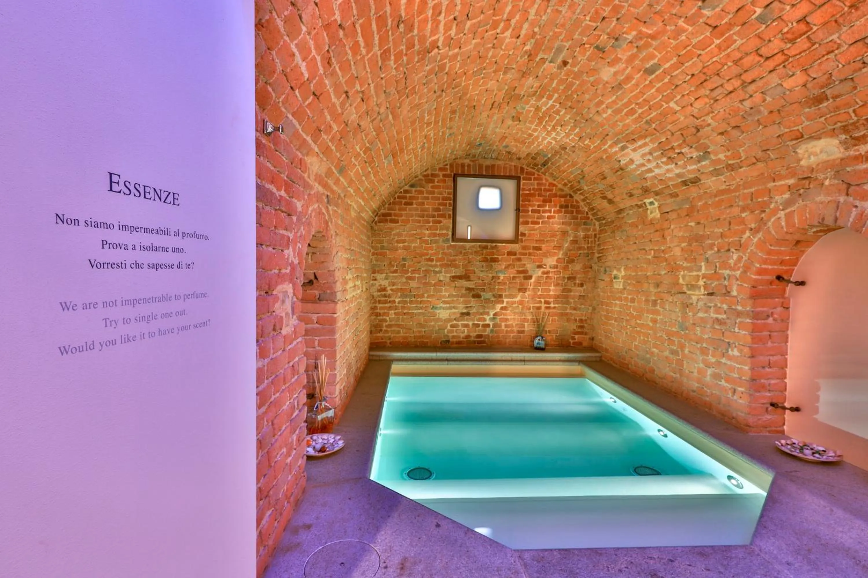 Hot Tub in Relais Villa Prato