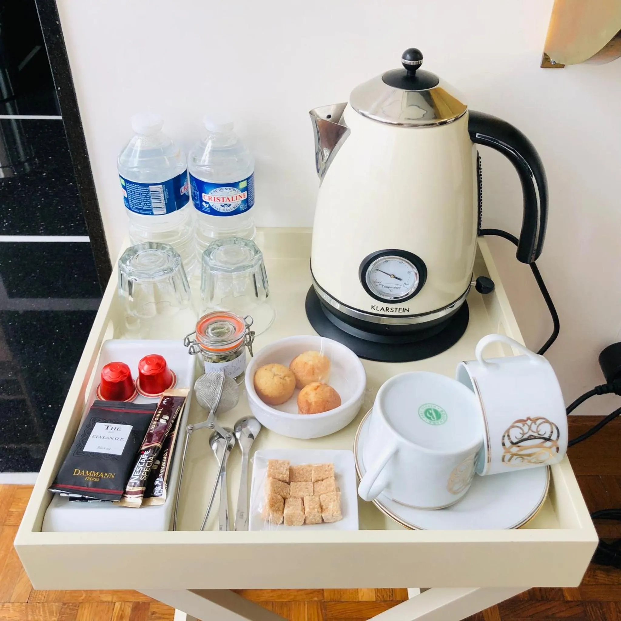 Coffee/tea facilities in La Closerie