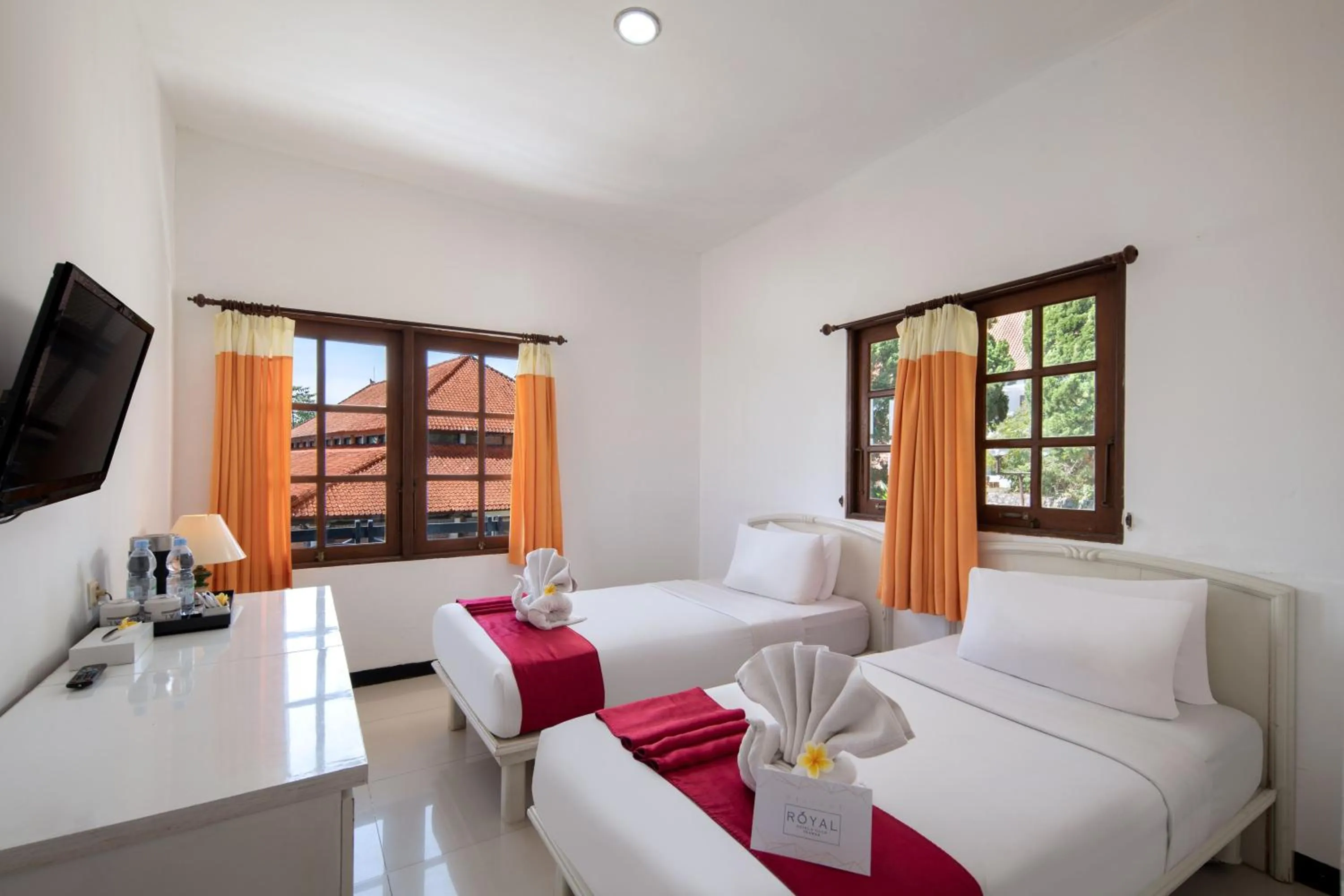 Bedroom, Bed in Royal Hotel and Villas Trawas