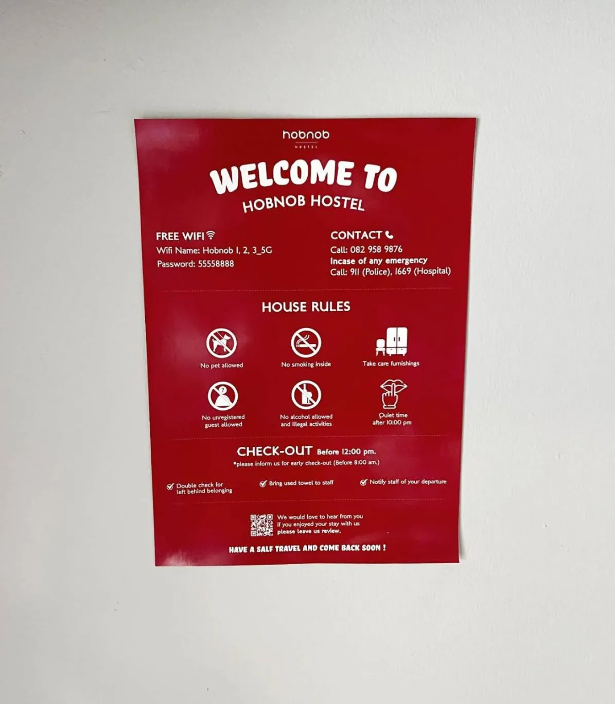 Text overlay in Hobnob Hostel