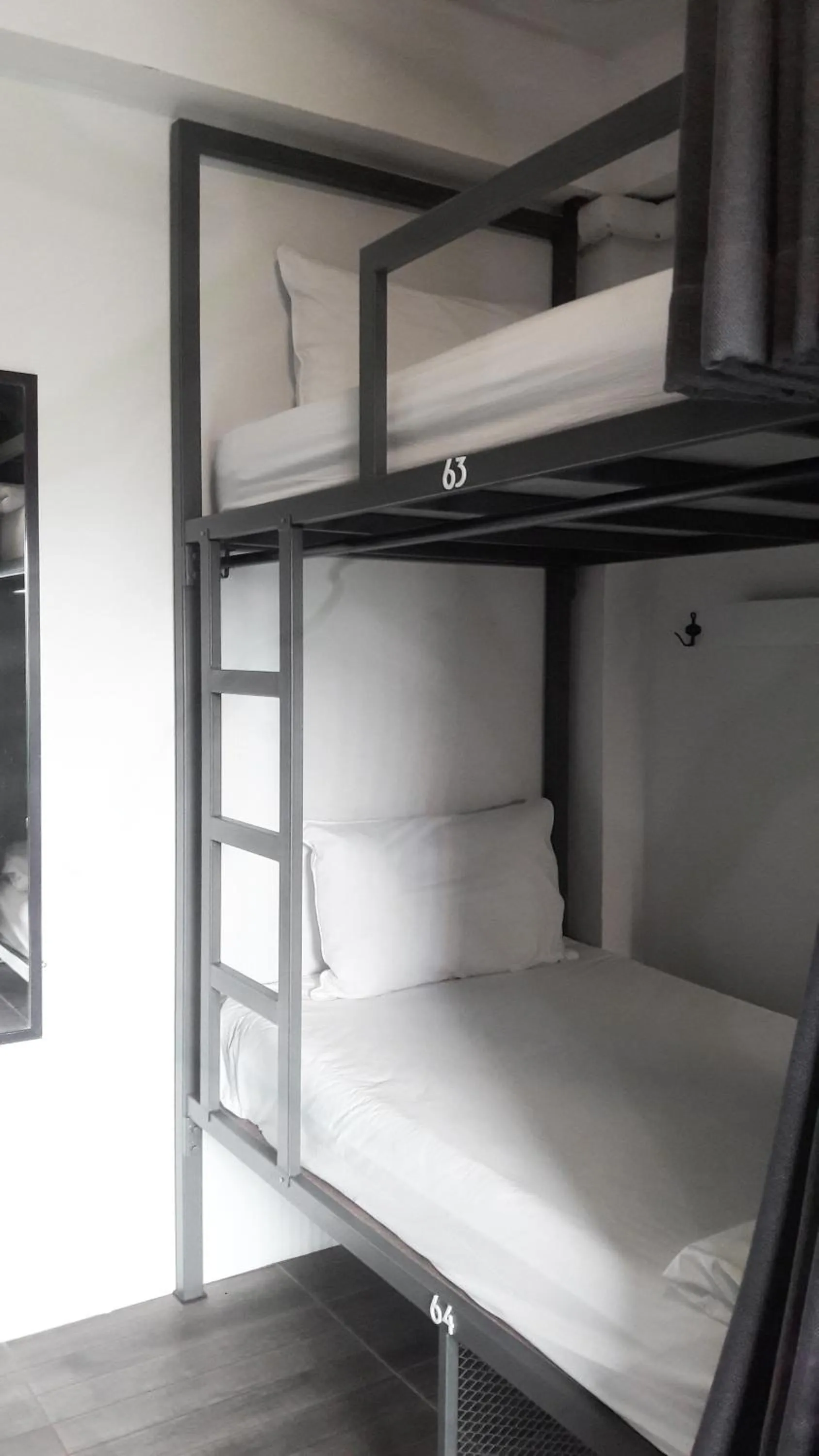bunk bed, Bed in Hobnob Hostel