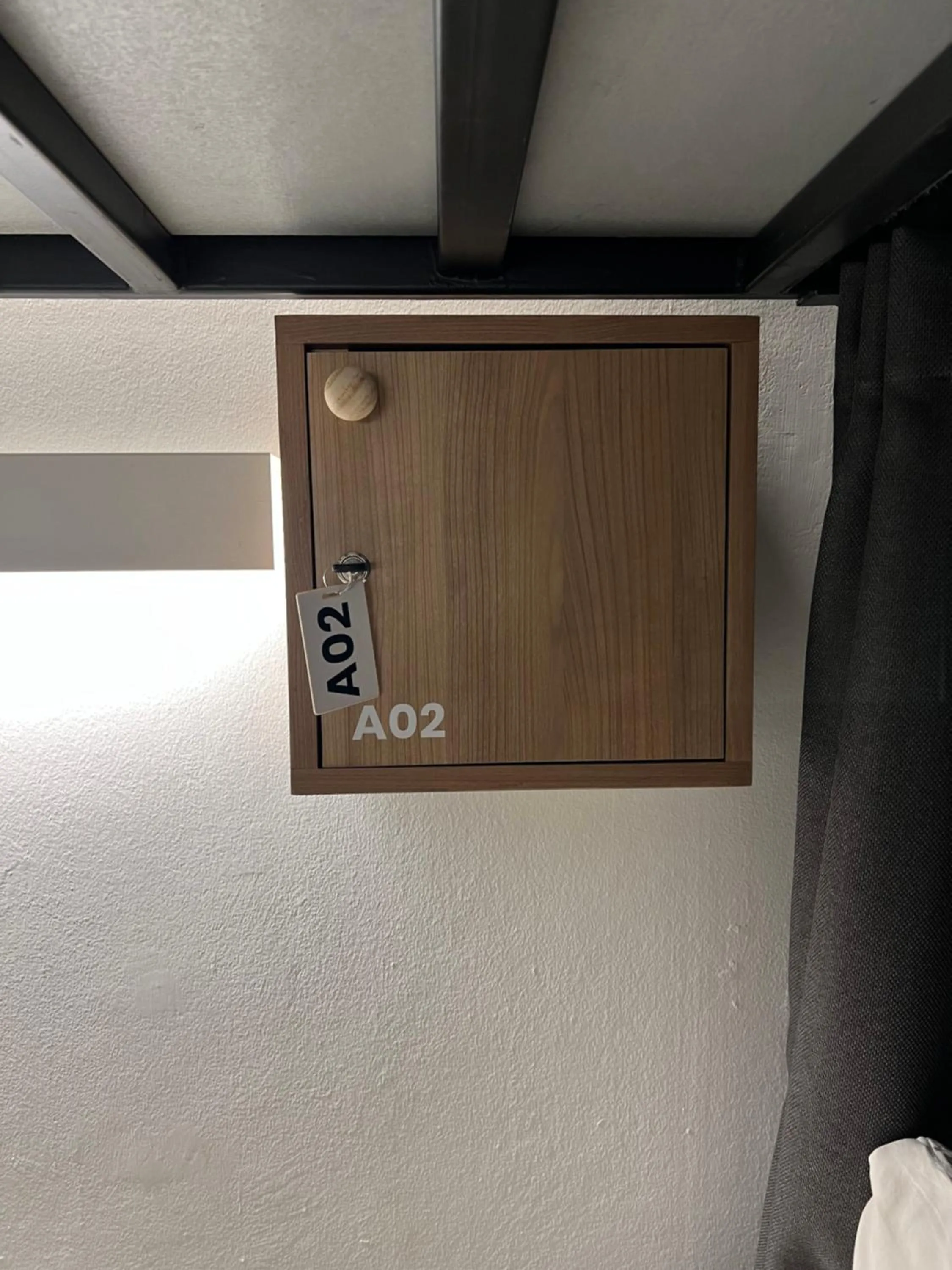 microwave in Hobnob Hostel