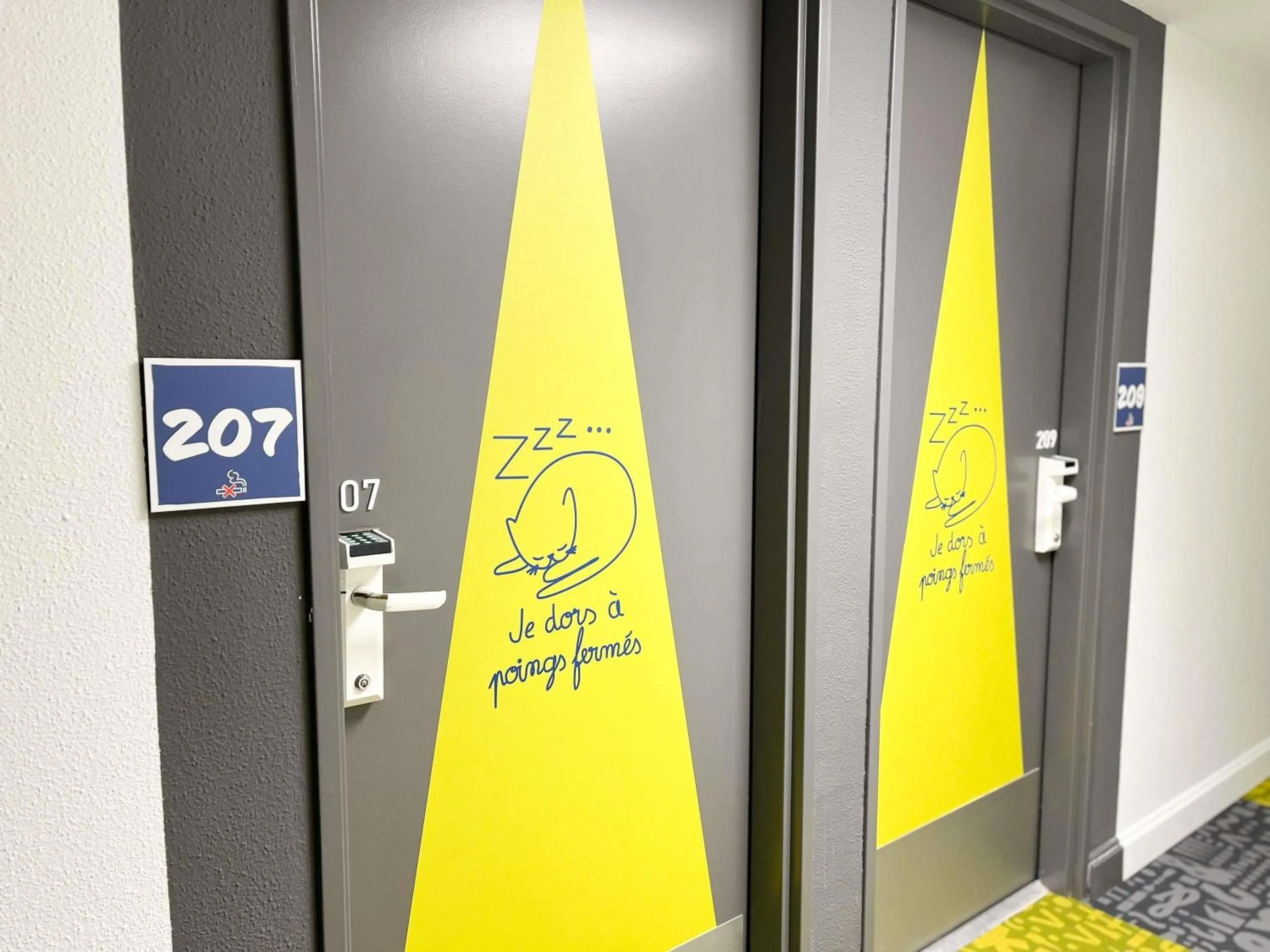 Bedroom in Ibis Budget Saint Christol Les Alès