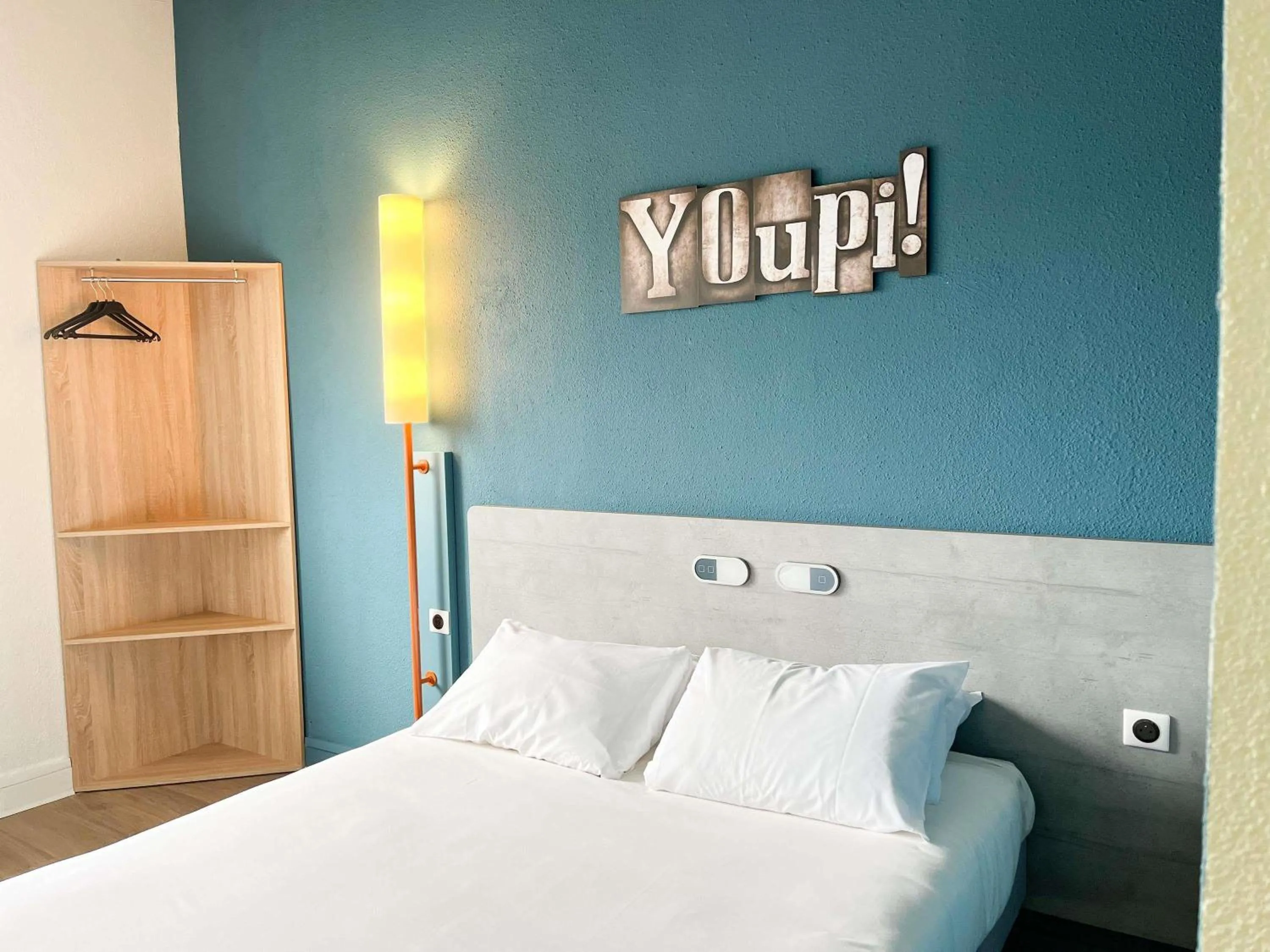 Bedroom, Bed in Ibis Budget Saint Christol Les Alès