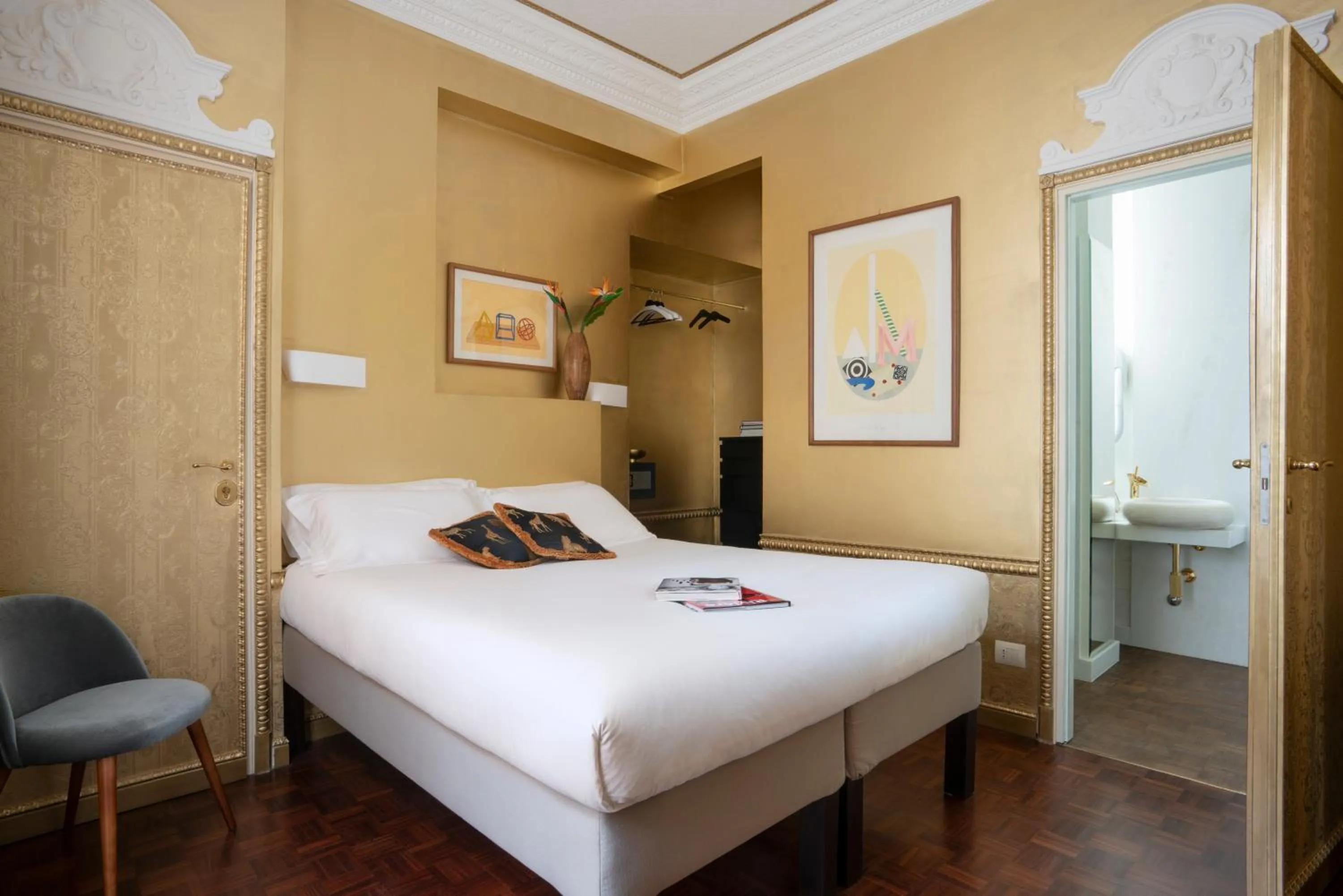 Bedroom in Rivière Private Rooms Alla Scala