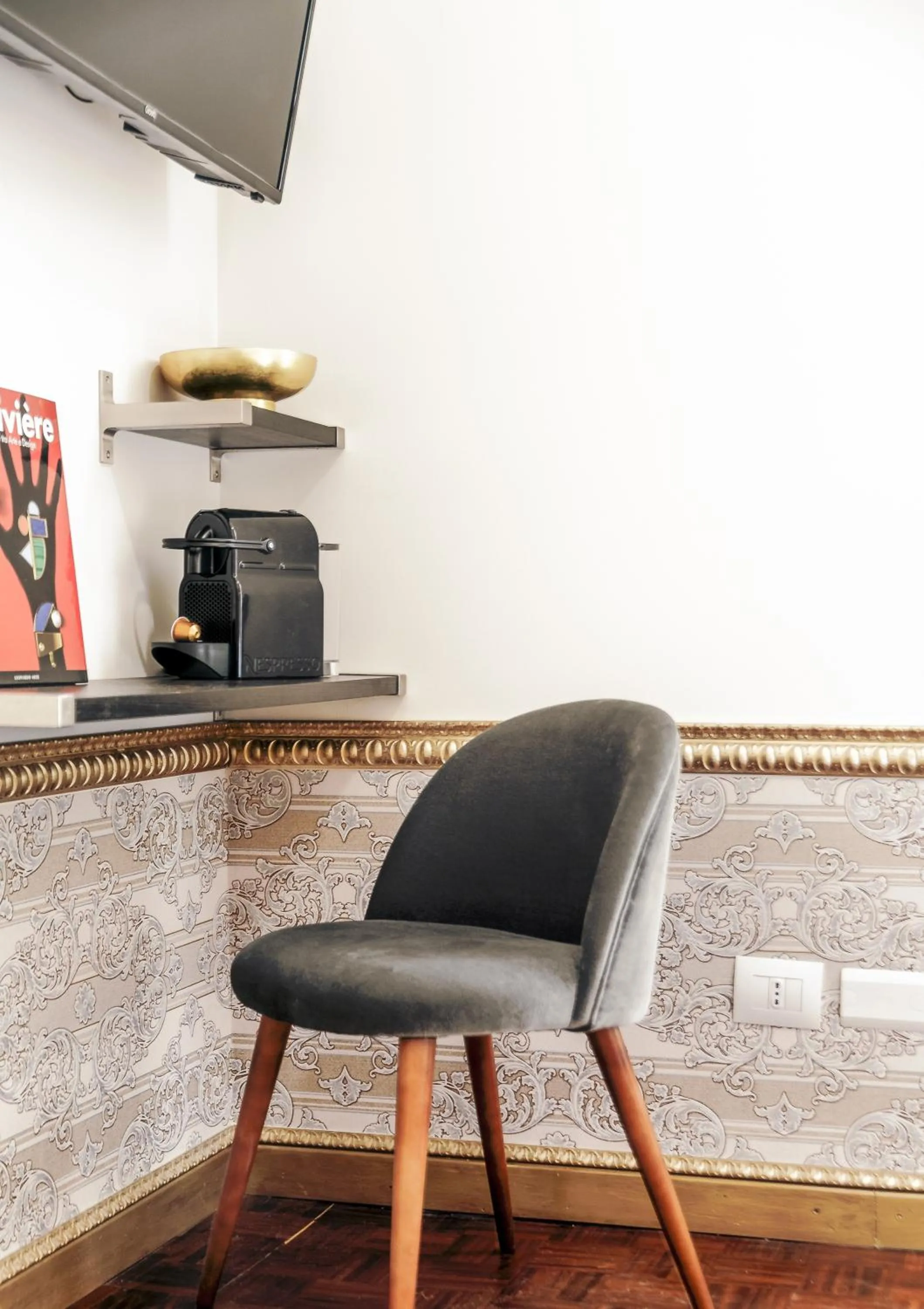 Photo of the whole room in Rivière Private Rooms Alla Scala