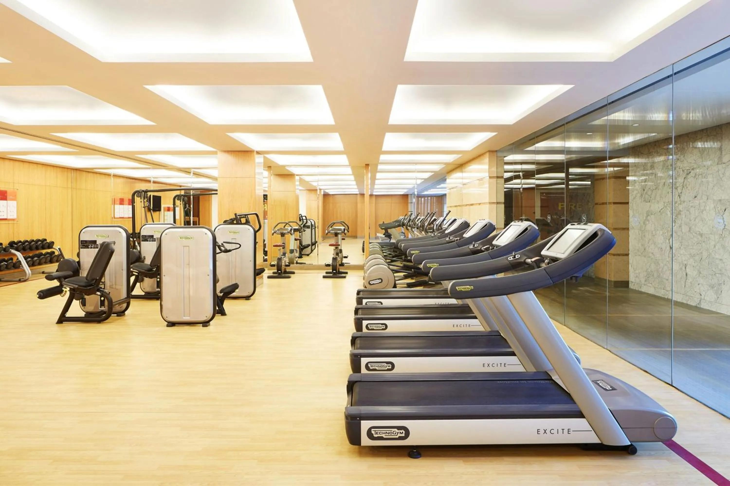 Fitness centre/facilities in Sheraton Jinan Hotel