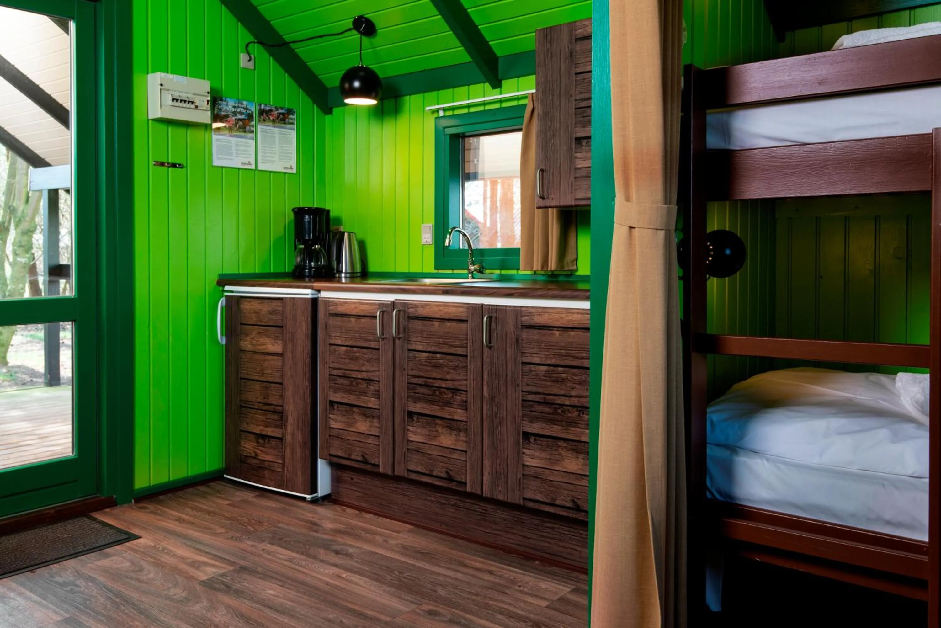 Other, Bed in LEGOLAND Wilderness Barrels & Cabins