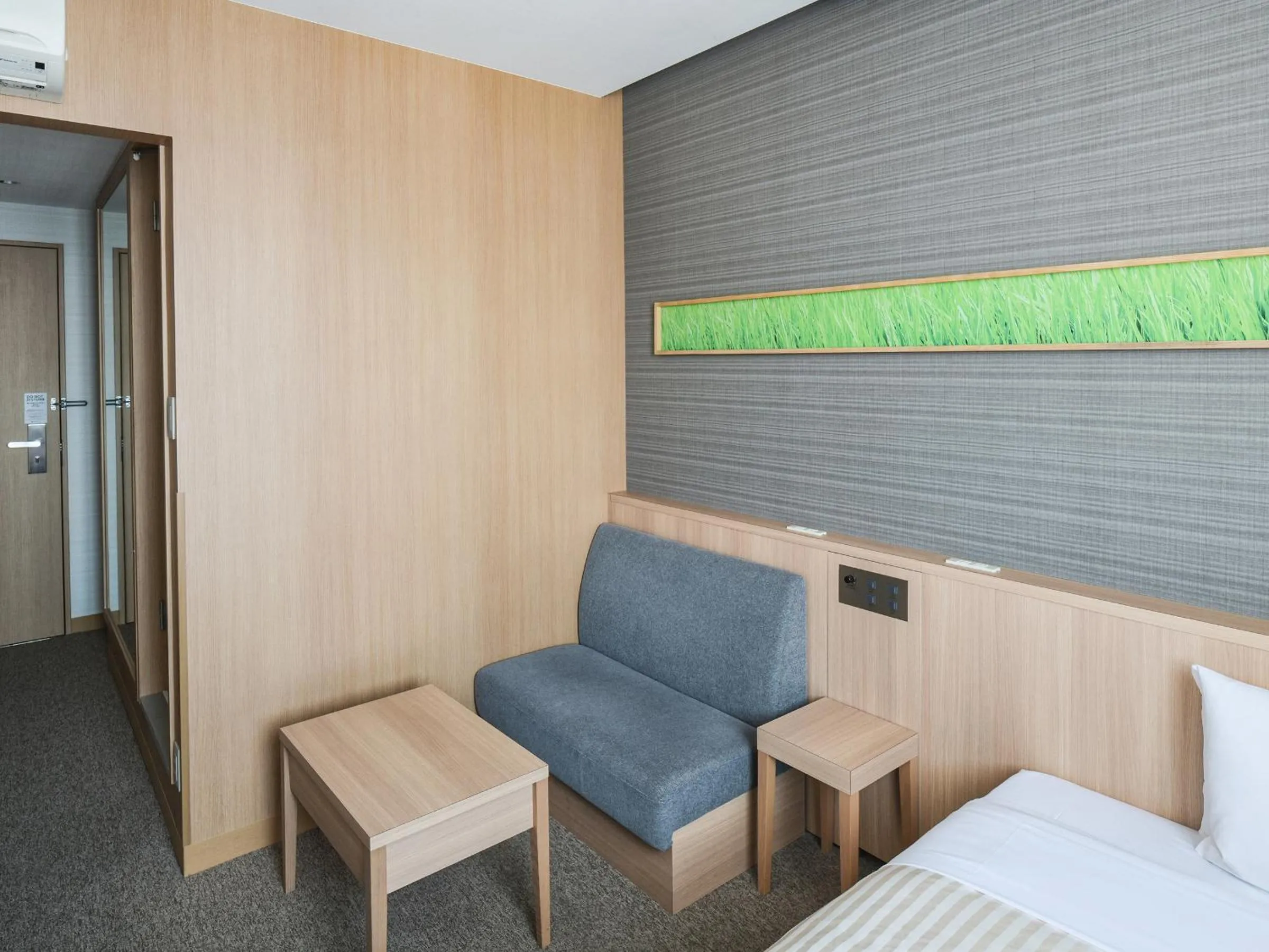 Photo of the whole room, Bed in Vessel Inn Yachiyo Katsudai Station