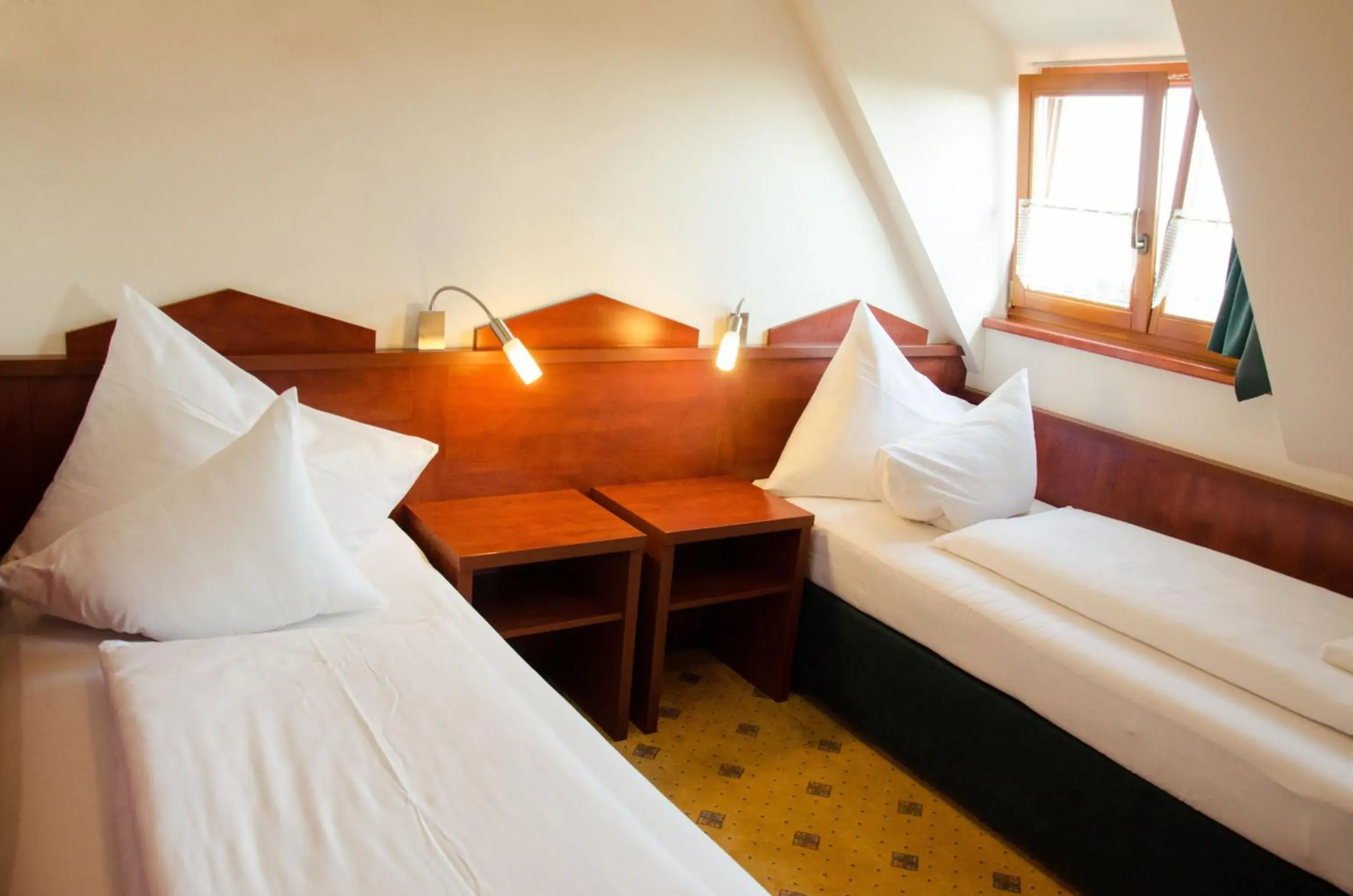 Standard Twin Room - single occupancy in Hotel Fortna Standard Twin Room - single occupancy in Hotel Fortna