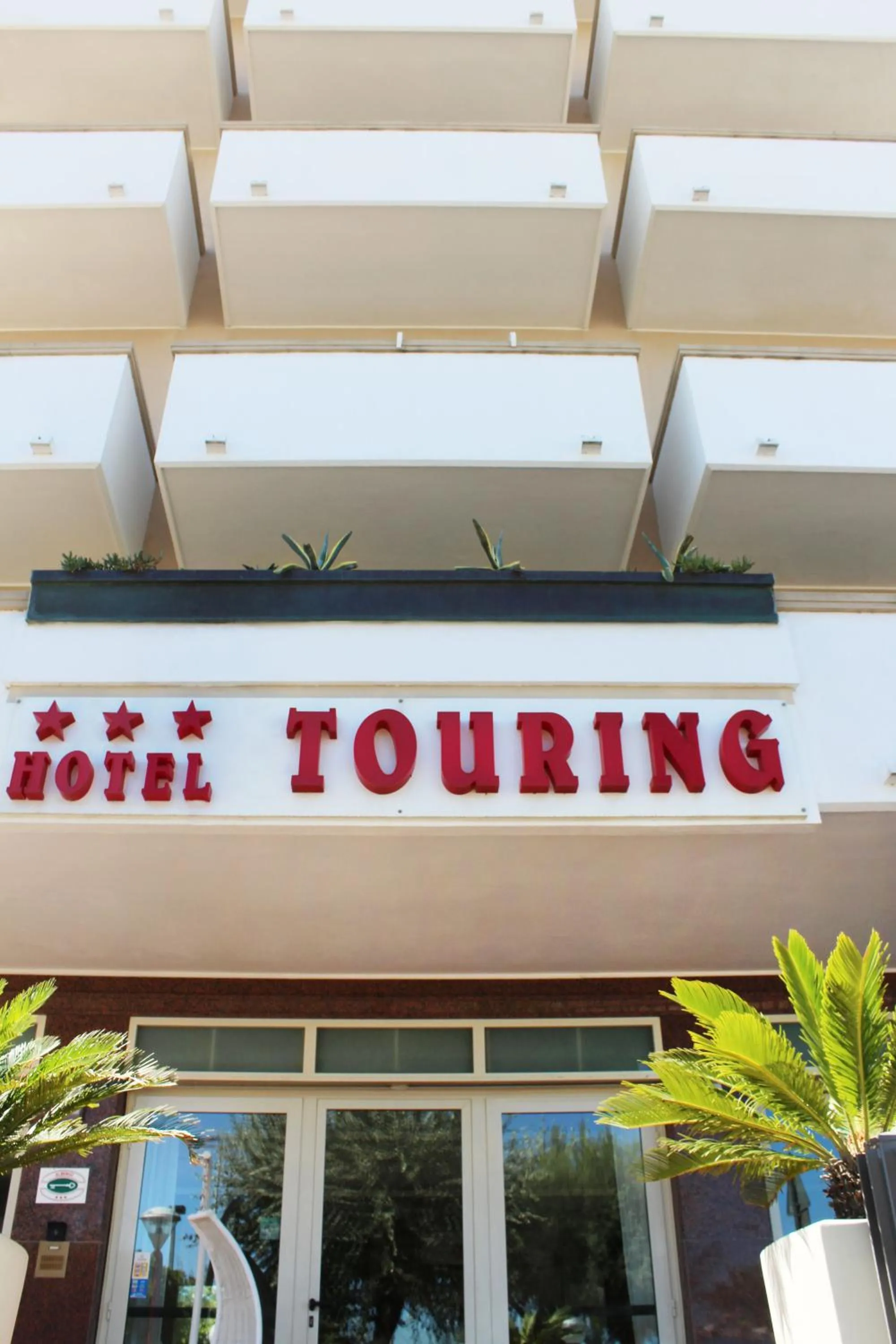 Facade/entrance in Hotel Touring