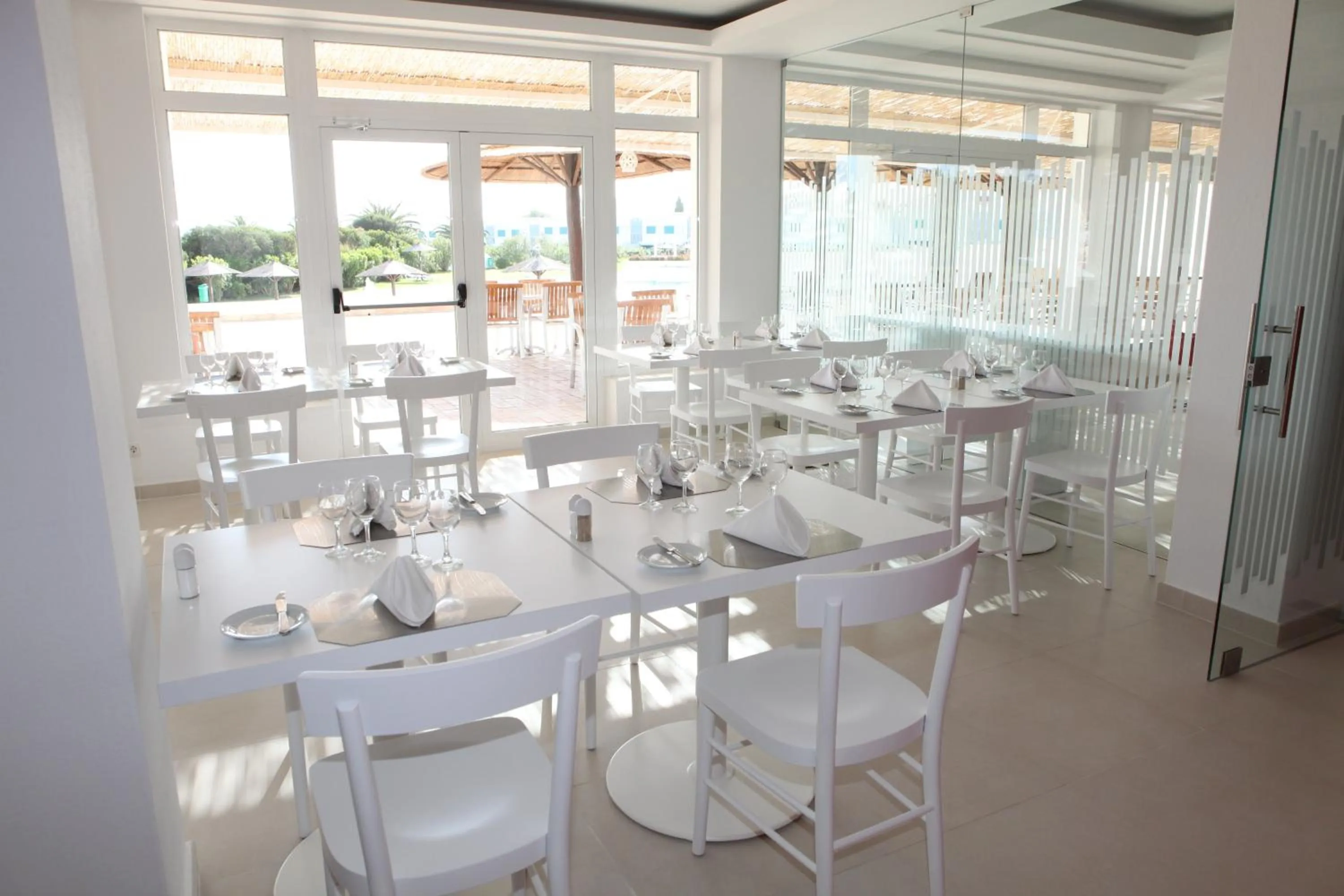 Restaurant/places to eat in Prainha Clube