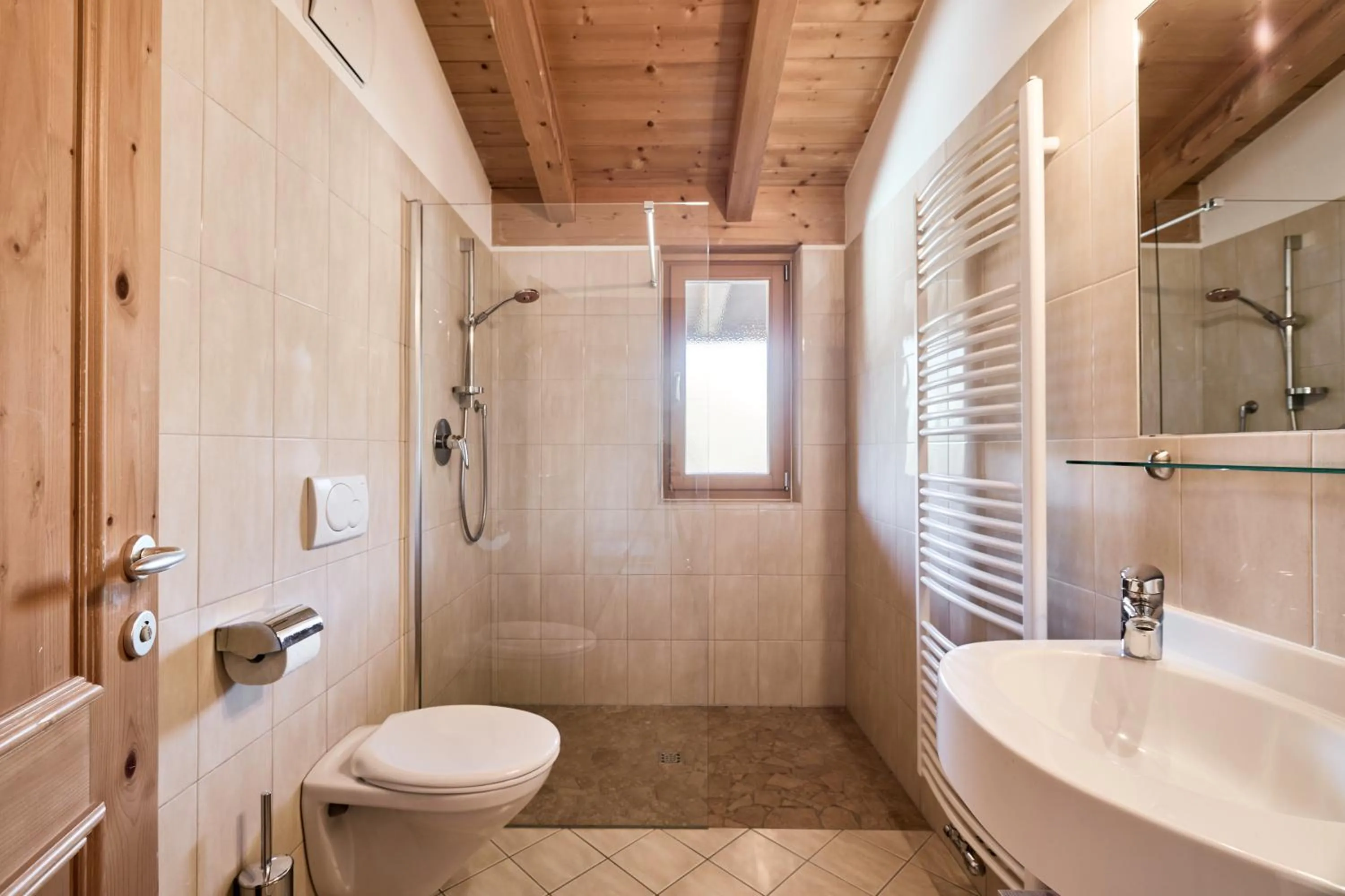 Bathroom in Residence Schiestlhof