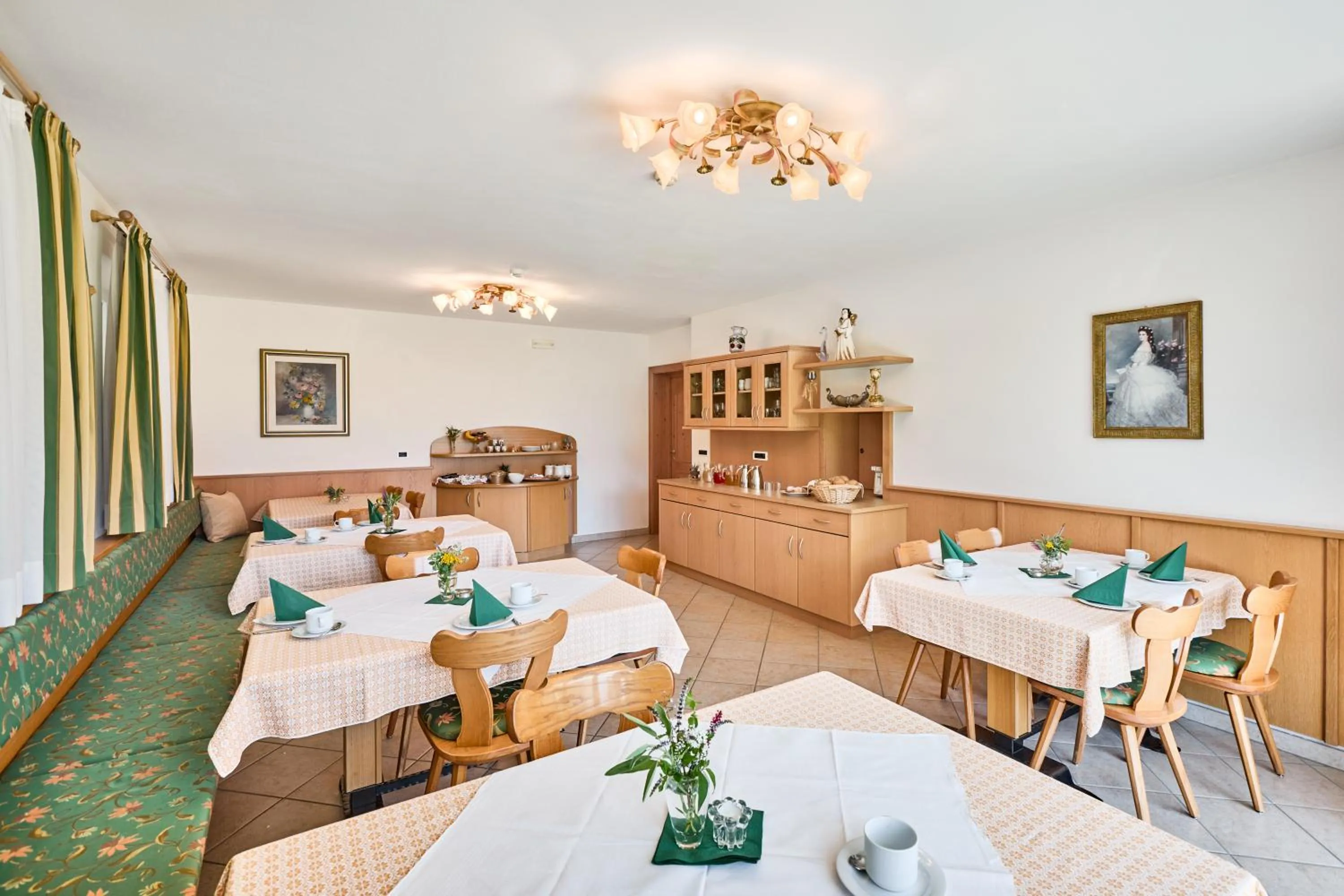 Breakfast in Residence Schiestlhof