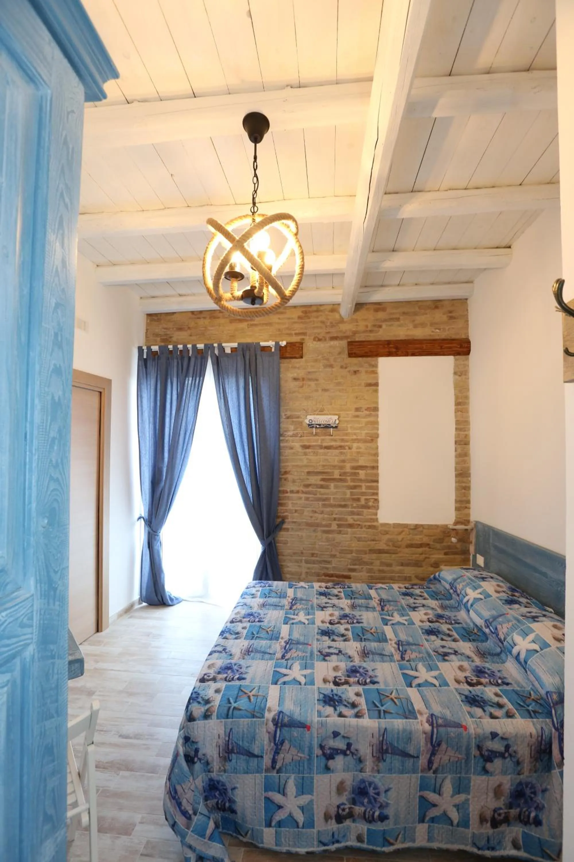 Photo of the whole room, Bed in ANTICA DIMORA DELL'AMMIRAGLIO